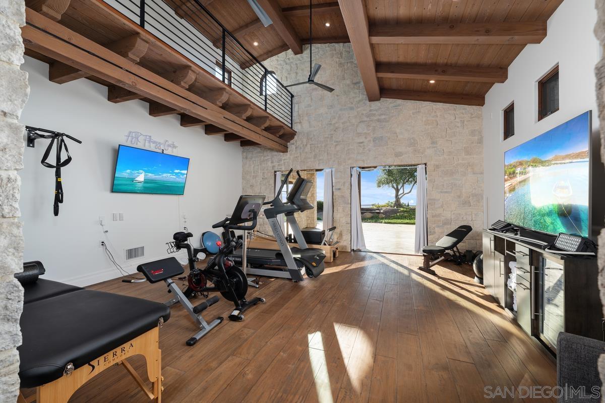 Detail Gallery Image 24 of 44 For 8069  Entrada De Luz E, San Diego,  CA 92127 - 5 Beds | 5/1 Baths