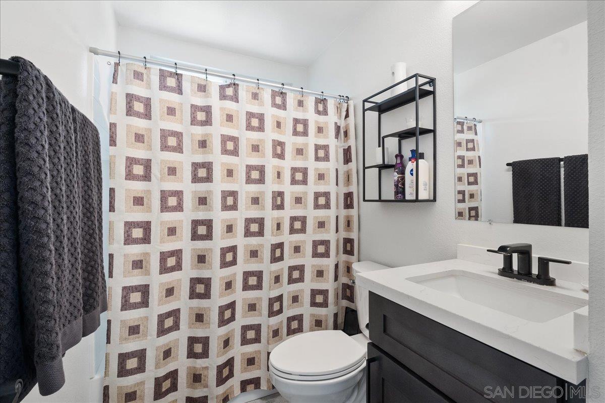 Detail Gallery Image 24 of 32 For 826  Terrace Ave, Escondido,  CA 92026 - 4 Beds | 2/1 Baths