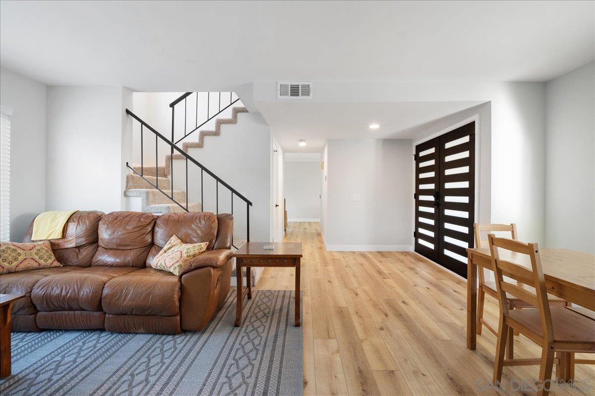 Detail Gallery Image 8 of 32 For 826  Terrace Ave, Escondido,  CA 92026 - 4 Beds | 2/1 Baths