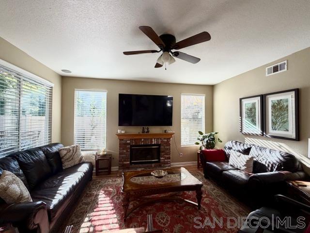 Detail Gallery Image 12 of 37 For 25832  San Tropez Ct, Mission Viejo,  CA 92692 - 4 Beds | 3 Baths