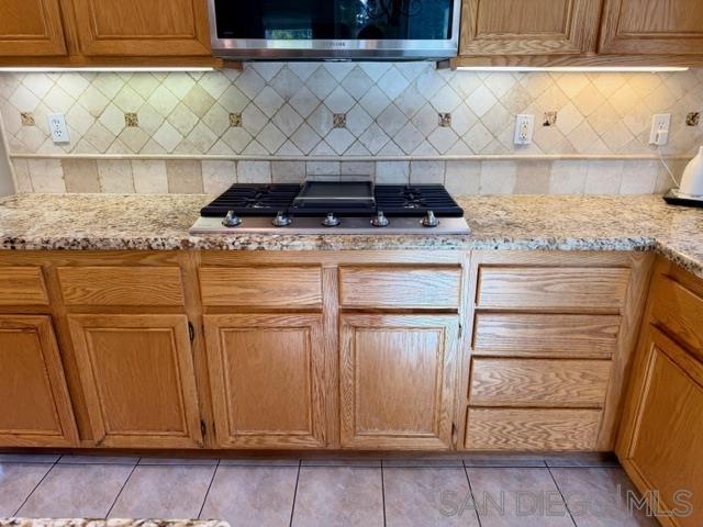 Detail Gallery Image 14 of 37 For 25832  San Tropez Ct, Mission Viejo,  CA 92692 - 4 Beds | 3 Baths