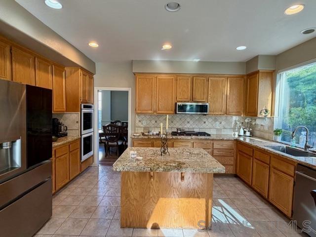 Detail Gallery Image 3 of 37 For 25832  San Tropez Ct, Mission Viejo,  CA 92692 - 4 Beds | 3 Baths