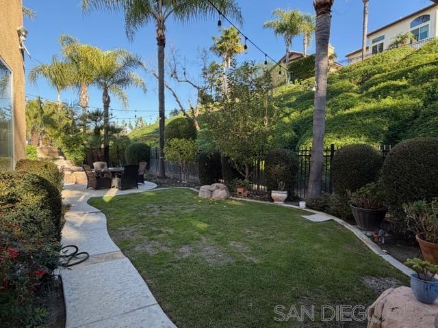 Detail Gallery Image 30 of 37 For 25832  San Tropez Ct, Mission Viejo,  CA 92692 - 4 Beds | 3 Baths