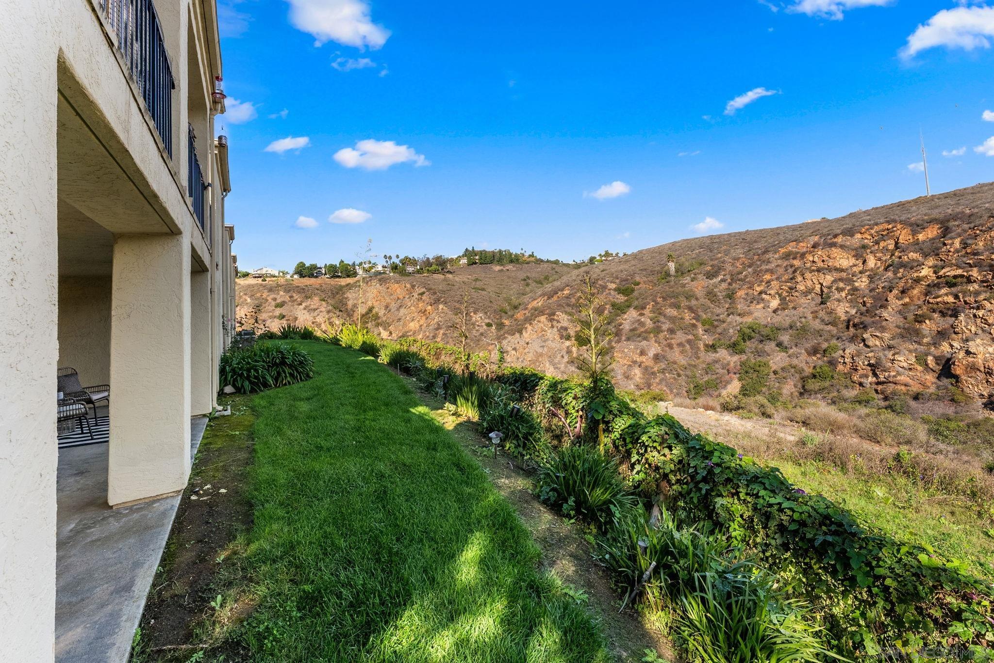 Detail Gallery Image 22 of 26 For 3148  Vista Grande, Carlsbad,  CA 92009 - 3 Beds | 2 Baths