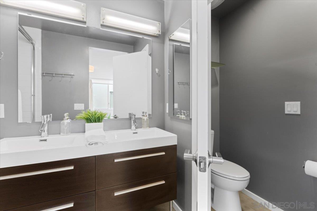 Detail Gallery Image 16 of 39 For 4177  Voltaire, San Diego,  CA 92107 - 3 Beds | 2/1 Baths