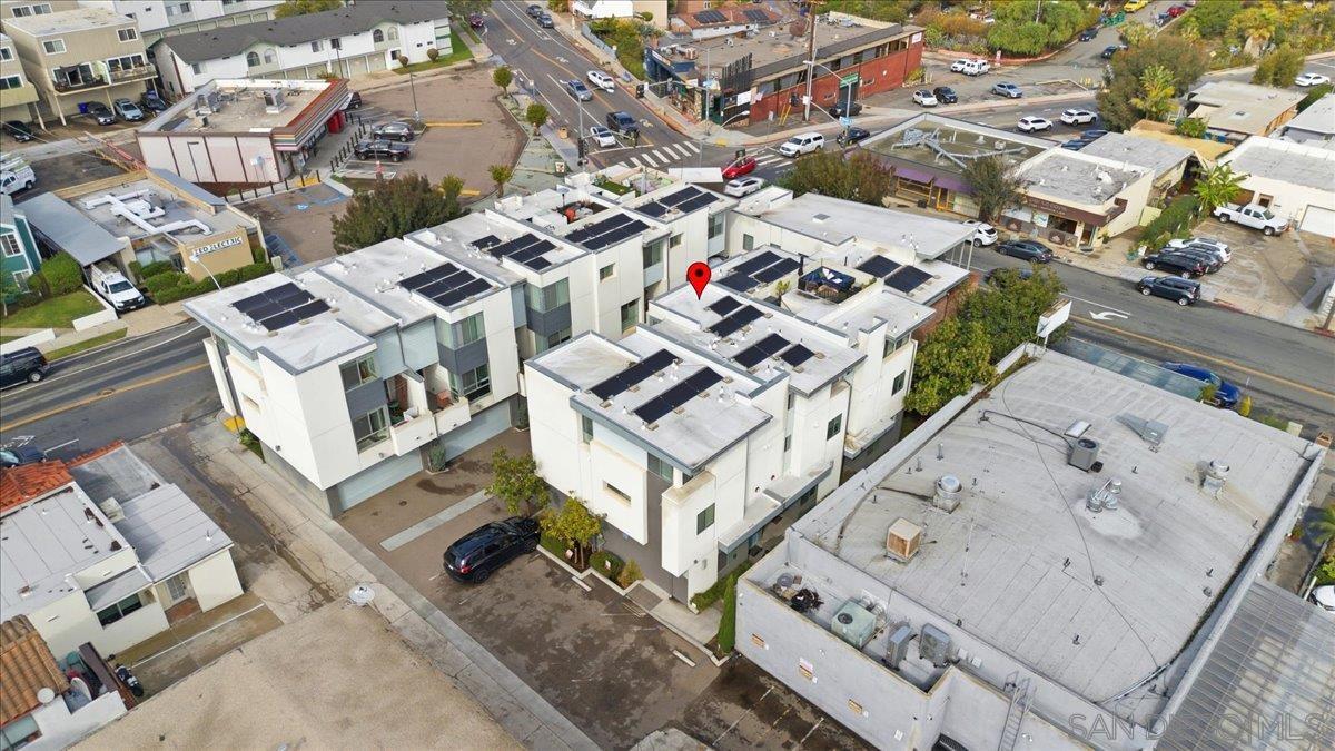 Detail Gallery Image 35 of 39 For 4177  Voltaire, San Diego,  CA 92107 - 3 Beds | 2/1 Baths