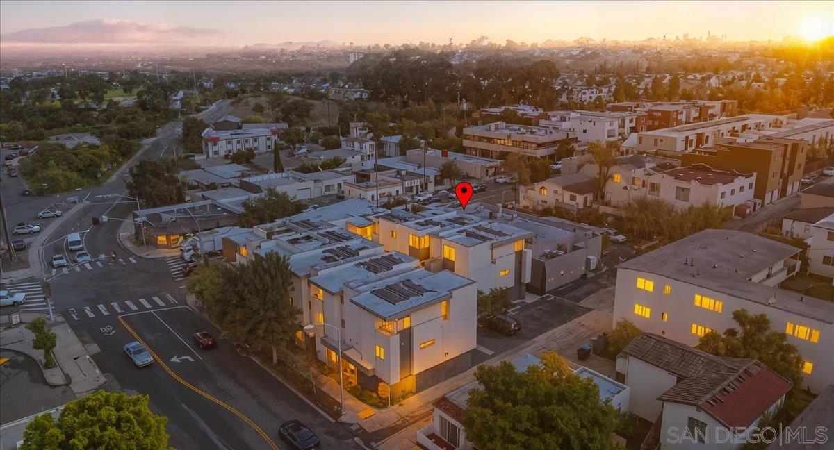 Detail Gallery Image 38 of 39 For 4177  Voltaire, San Diego,  CA 92107 - 3 Beds | 2/1 Baths