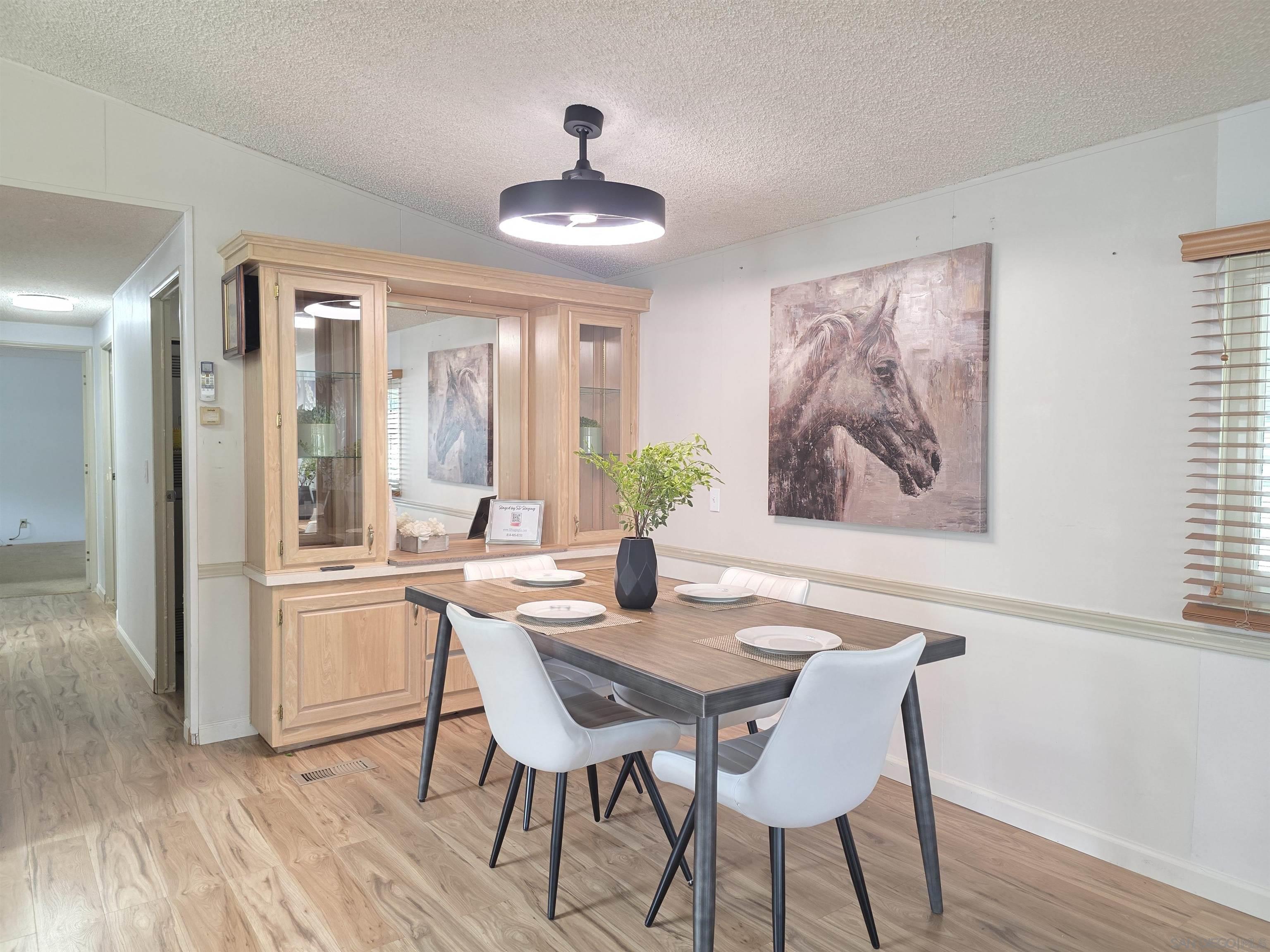 Detail Gallery Image 6 of 41 For 4832  Old Cliffs Rd, San Diego,  CA 92120 - 2 Beds | 2 Baths