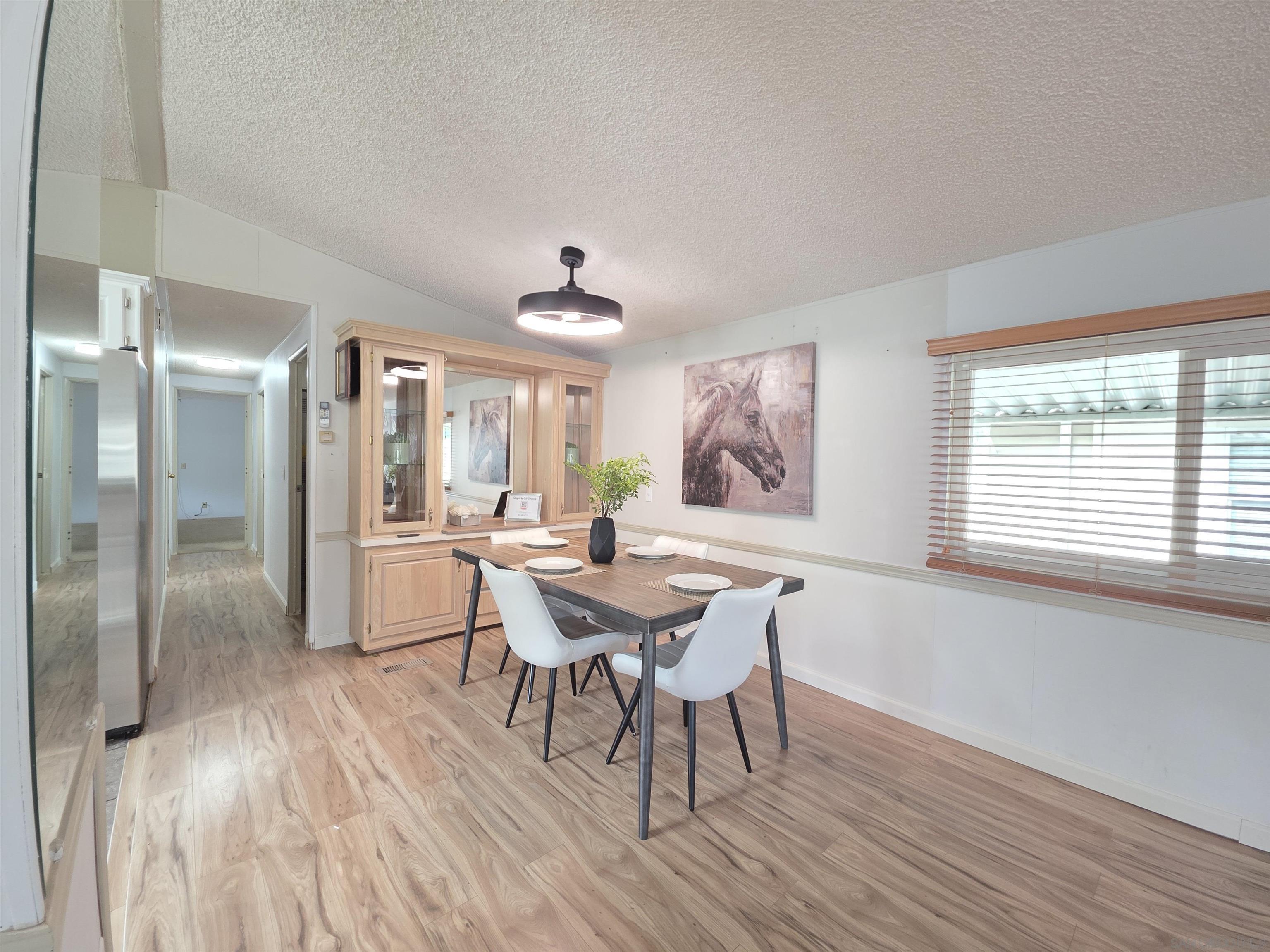 Detail Gallery Image 7 of 41 For 4832  Old Cliffs Rd, San Diego,  CA 92120 - 2 Beds | 2 Baths