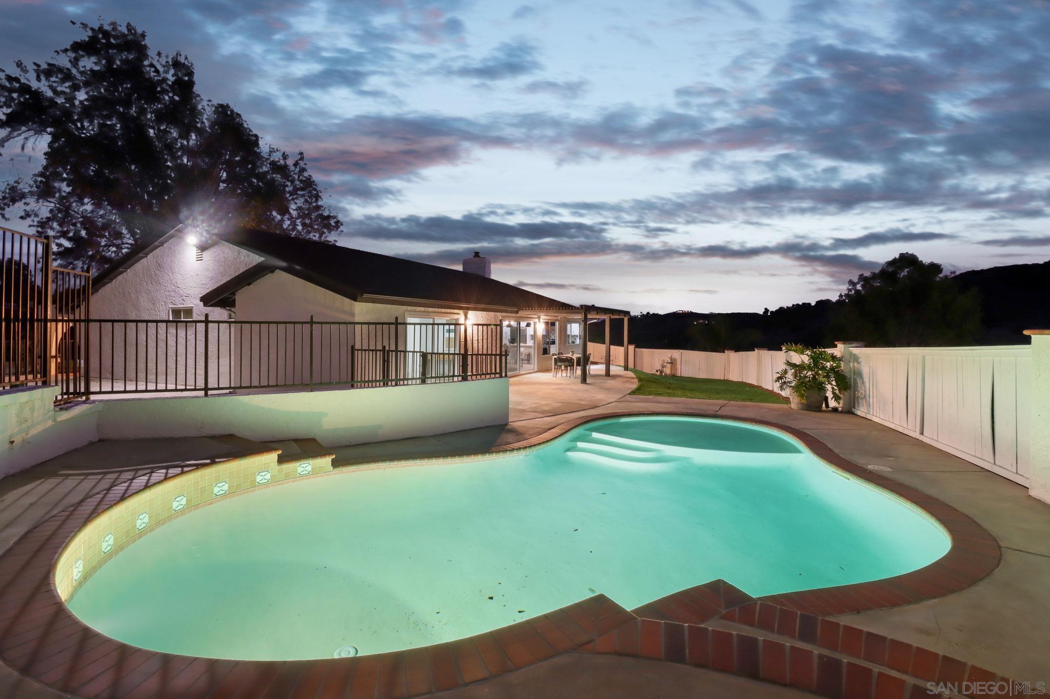 Detail Gallery Image 25 of 26 For 4667  La Canada Rd, Fallbrook,  CA 92028 - 5 Beds | 3 Baths