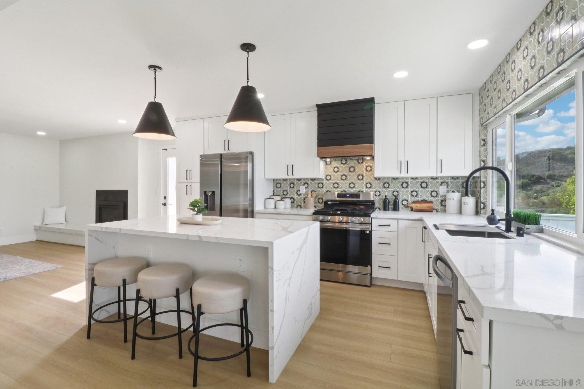 Detail Gallery Image 7 of 26 For 4667  La Canada Rd, Fallbrook,  CA 92028 - 5 Beds | 3 Baths