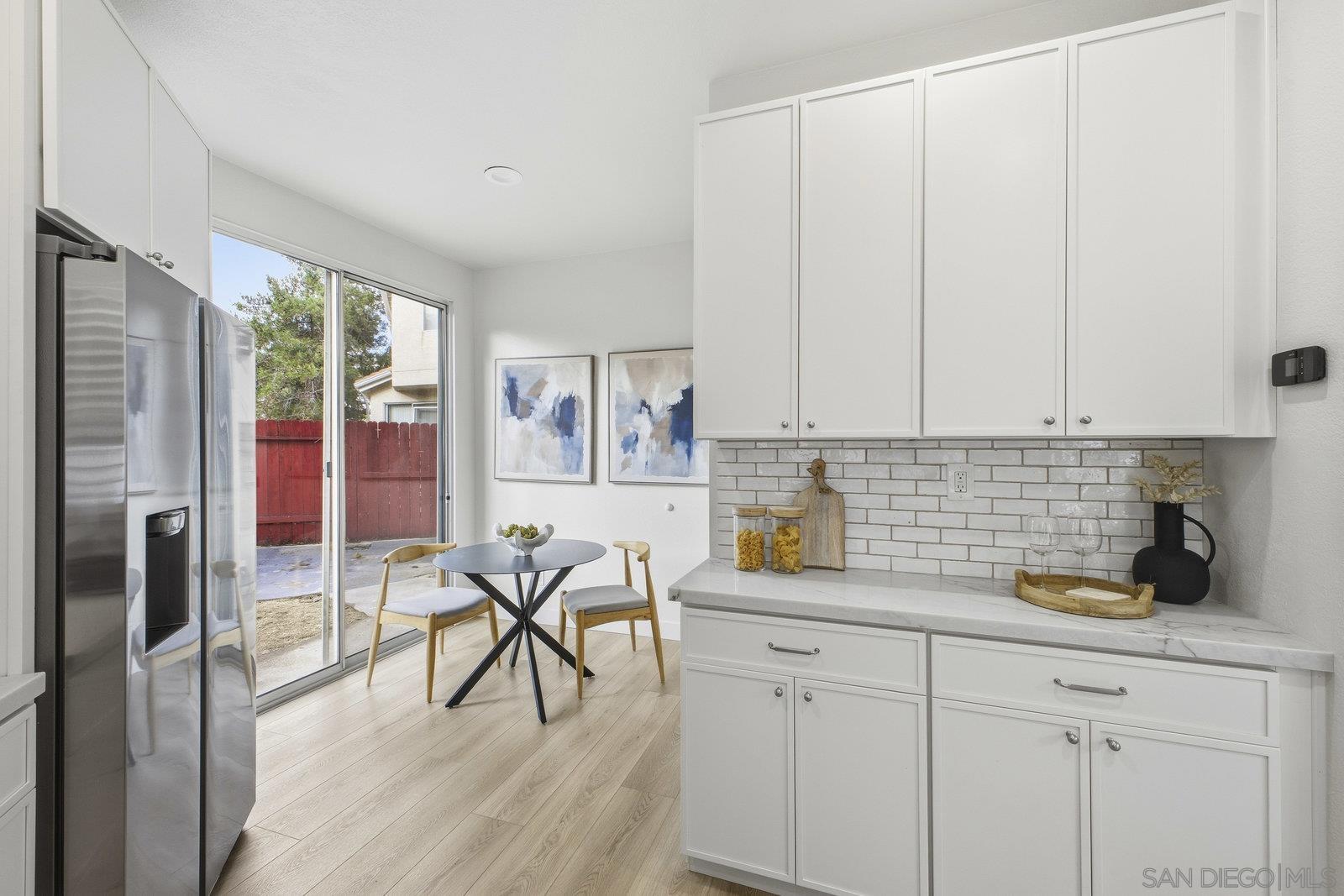 Detail Gallery Image 16 of 36 For 10919  Caminito Arcada, San Diego,  CA 92131 - 3 Beds | 2/1 Baths