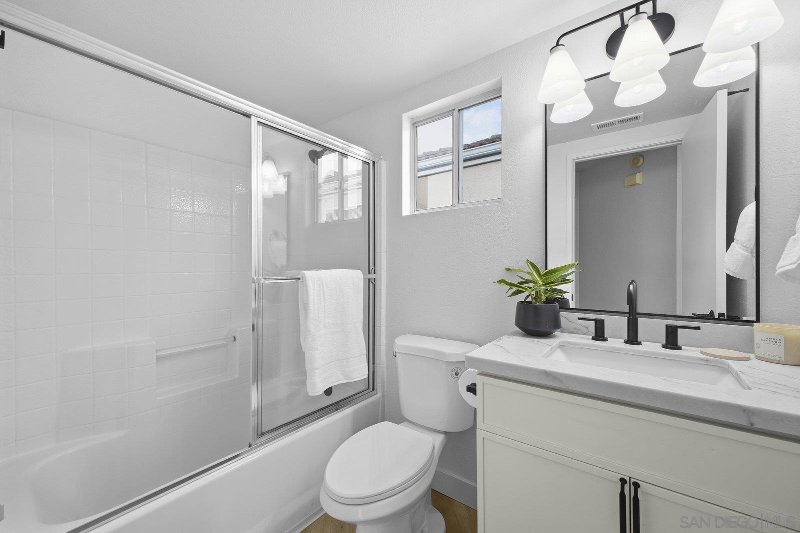 Detail Gallery Image 31 of 36 For 10919  Caminito Arcada, San Diego,  CA 92131 - 3 Beds | 2/1 Baths