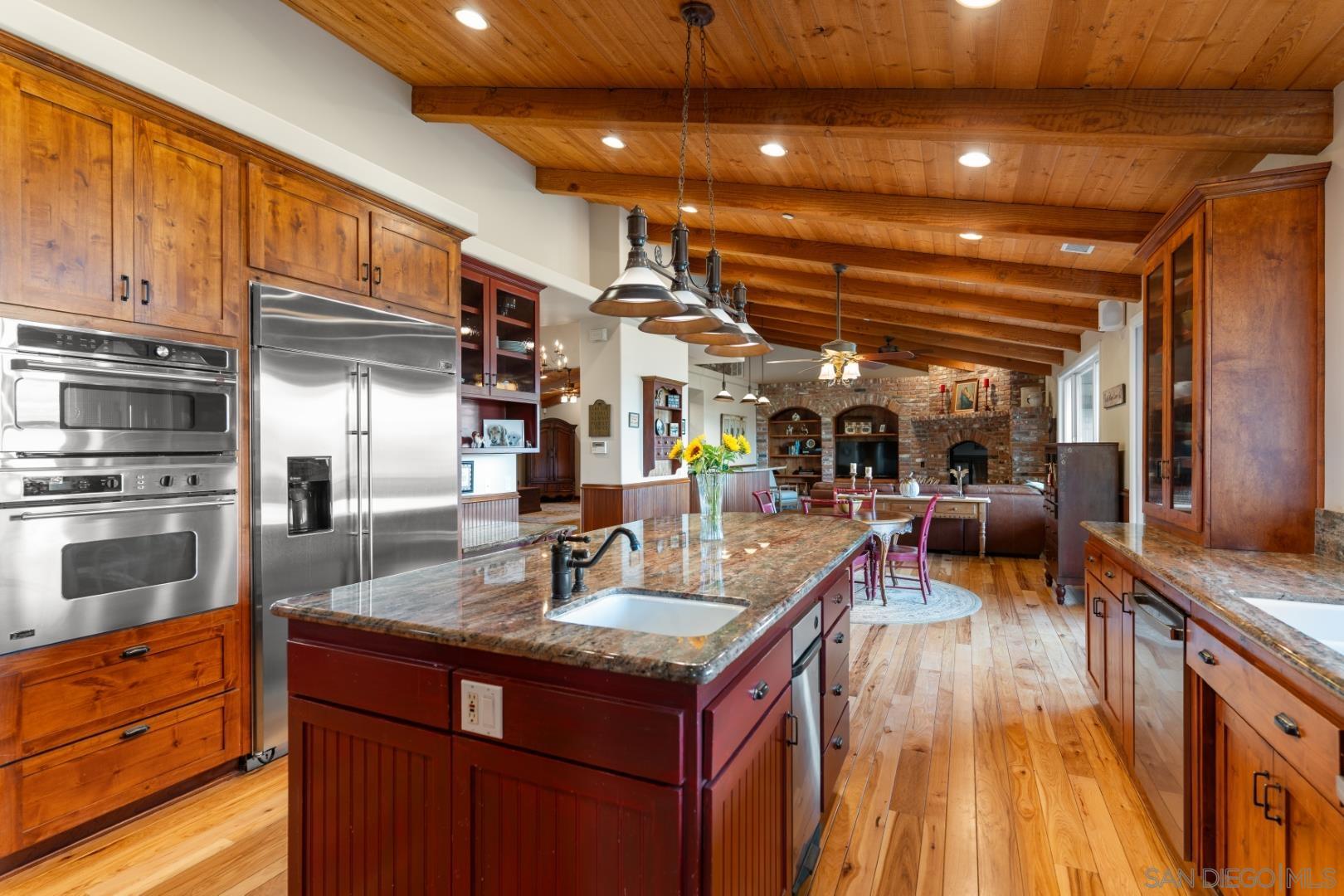 Detail Gallery Image 17 of 60 For 1609  Santa Margarita Drive, Fallbrook,  CA 92028 - 4 Beds | 4/1 Baths