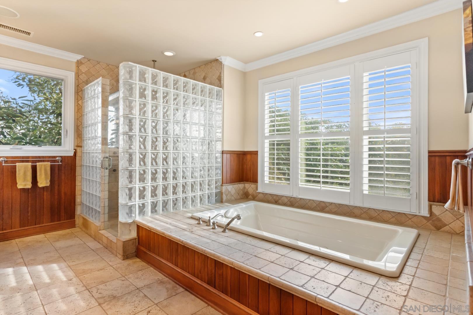 Detail Gallery Image 25 of 60 For 1609  Santa Margarita Drive, Fallbrook,  CA 92028 - 4 Beds | 4/1 Baths