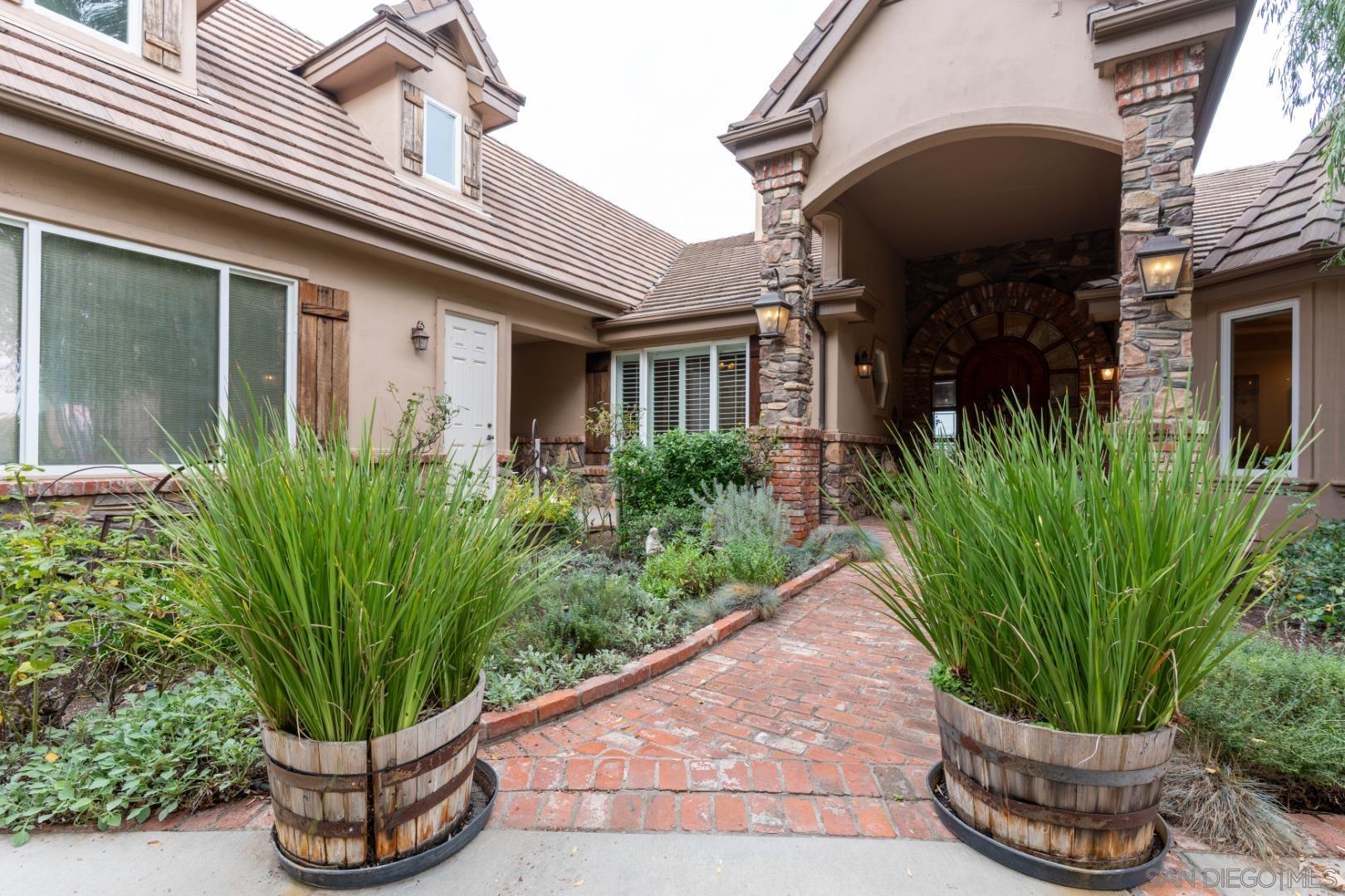 Detail Gallery Image 39 of 60 For 1609  Santa Margarita Drive, Fallbrook,  CA 92028 - 4 Beds | 4/1 Baths