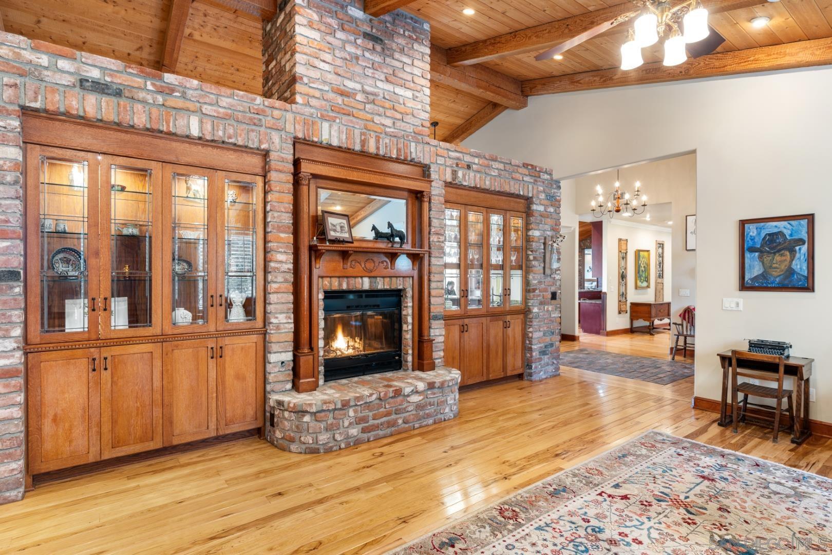 Detail Gallery Image 6 of 60 For 1609  Santa Margarita Drive, Fallbrook,  CA 92028 - 4 Beds | 4/1 Baths