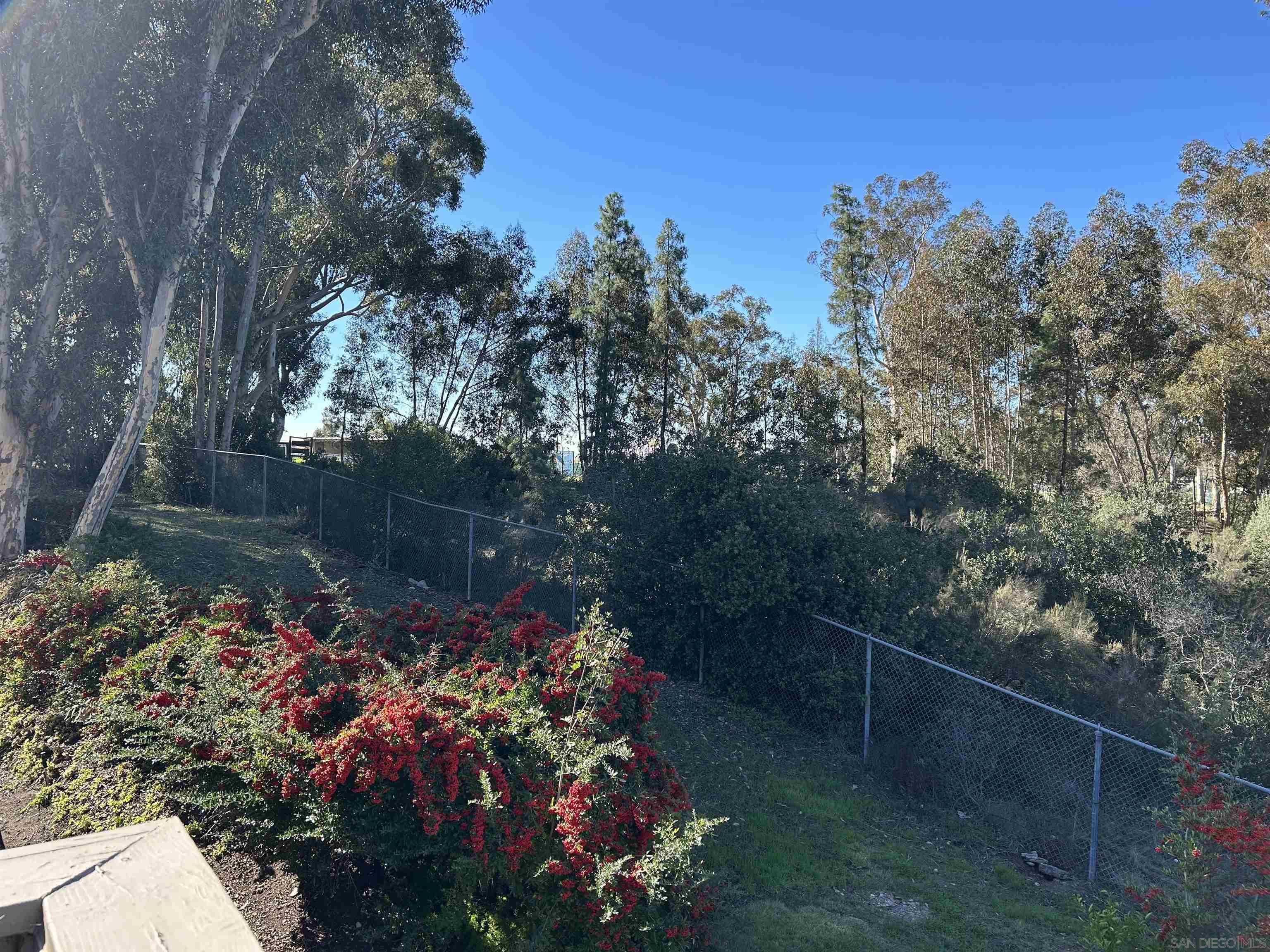 Detail Gallery Image 15 of 18 For 10450  Ridgewater Ln, San Diego,  CA 92131 - 2 Beds | 2/1 Baths