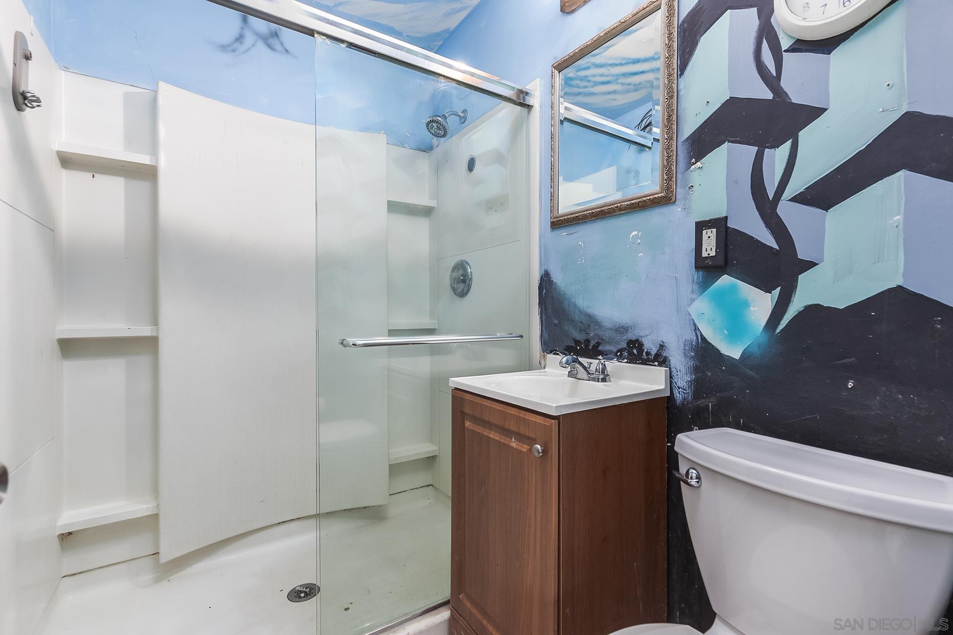 Detail Gallery Image 13 of 27 For 4539  Gila Ave, San Diego,  CA 92117 - 4 Beds | 1 Baths