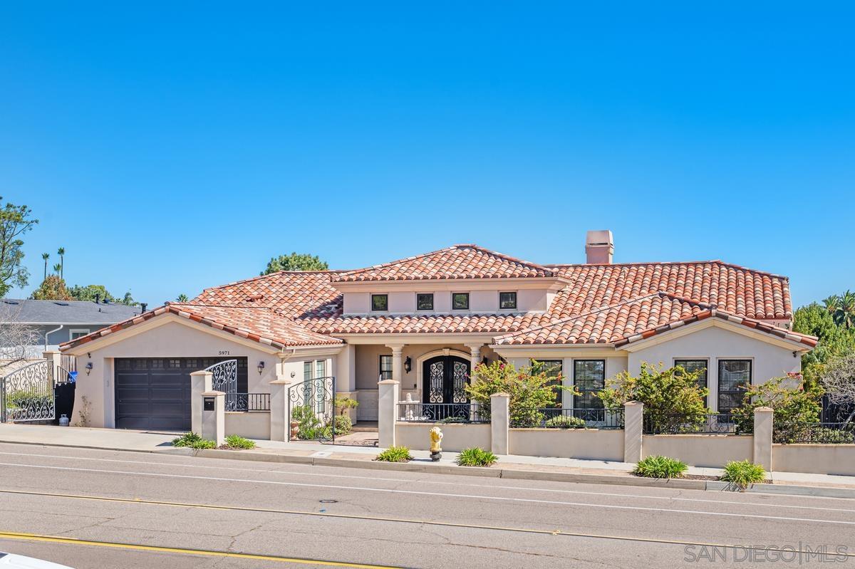Detail Gallery Image 2 of 29 For 5971  La Jolla Mesa Dr, La Jolla,  CA 92037 - 4 Beds | 3 Baths