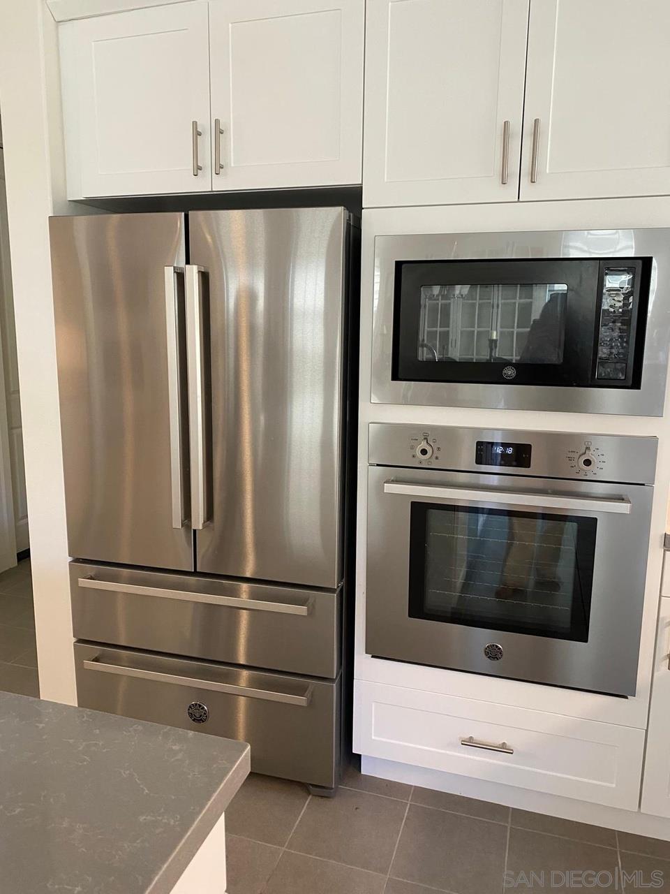 Detail Gallery Image 9 of 67 For 8005  Chalet Ln, Garden Grove,  CA 92841 - 4 Beds | 3/1 Baths