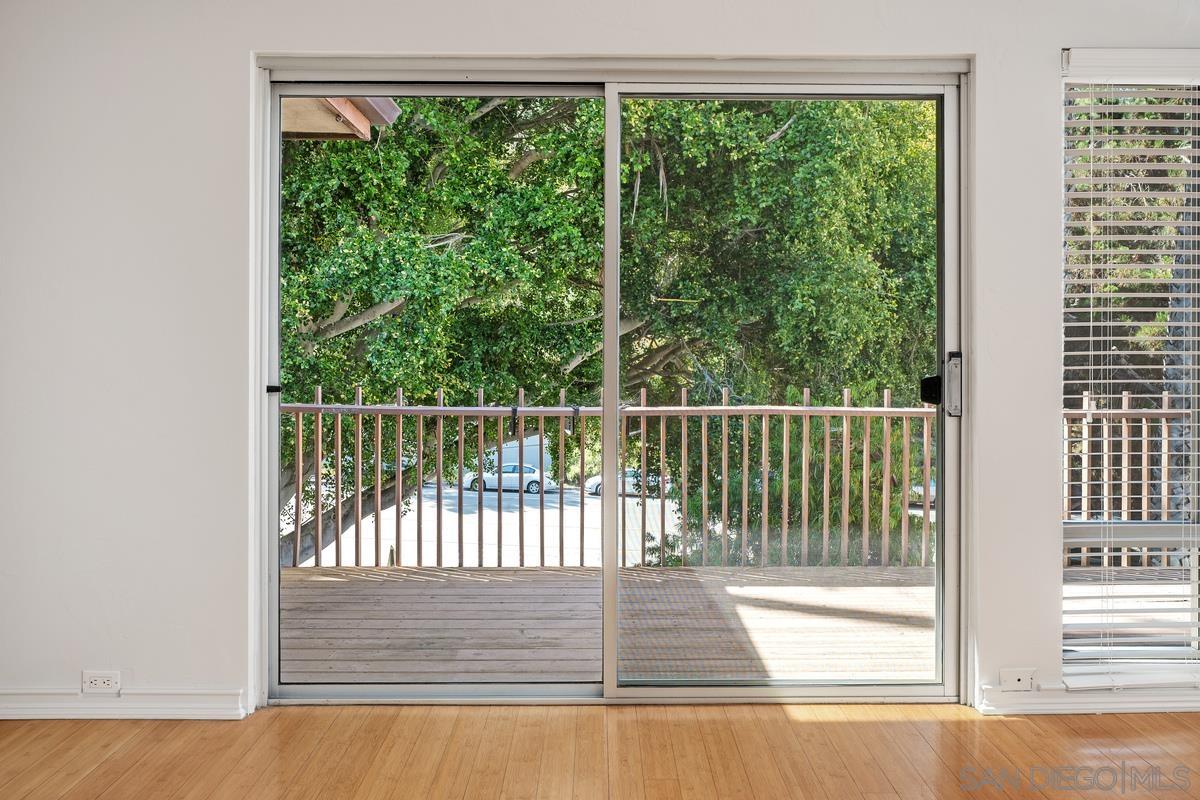 Detail Gallery Image 5 of 25 For 2600  Torrey Pines Rd  #A31,  La Jolla,  CA 92037 - 1 Beds | 1 Baths