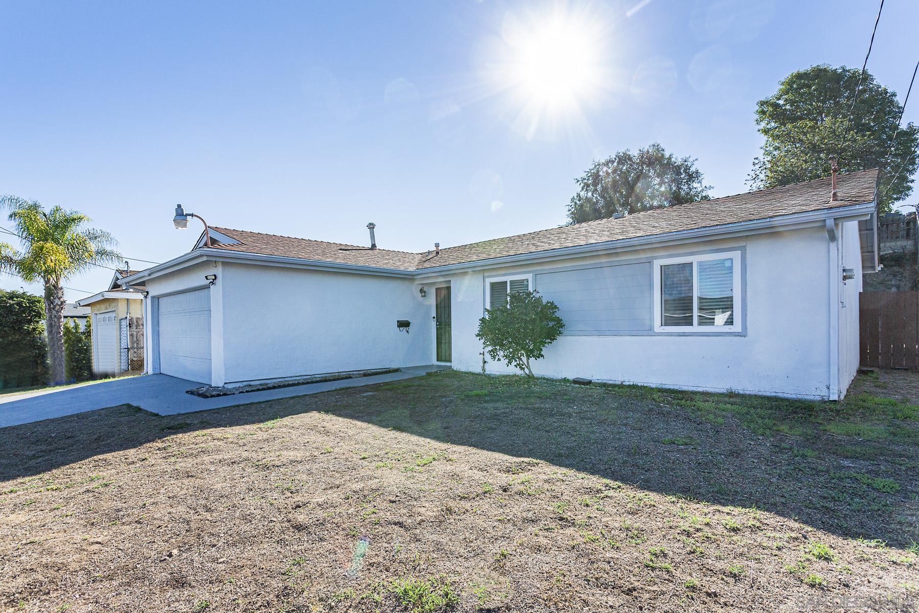 Detail Gallery Image 3 of 32 For 7853  Gribble St, San Diego,  CA 92114 - 3 Beds | 1/1 Baths