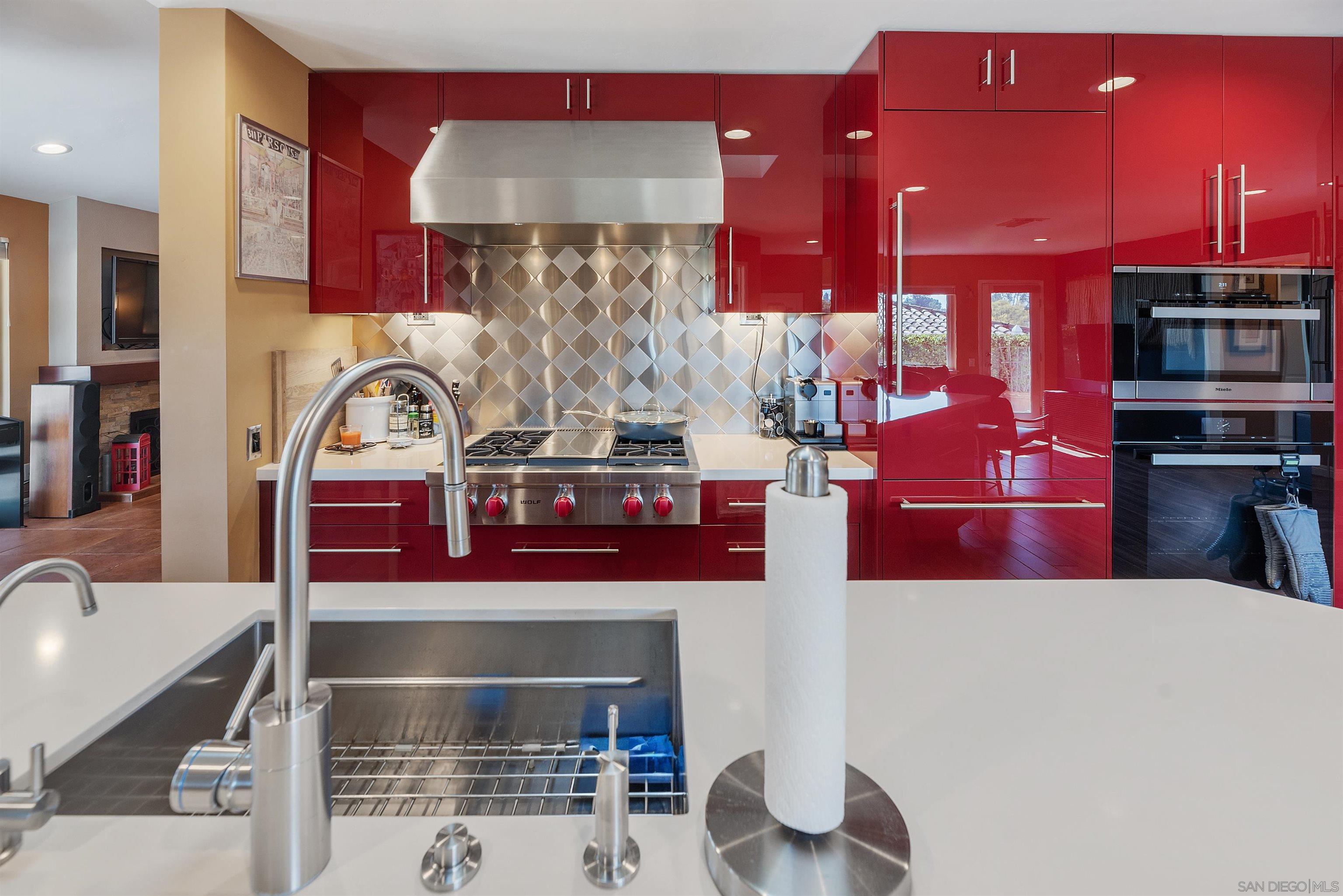 Detail Gallery Image 14 of 47 For 17976-17978  Sencillo Ln, San Diego,  CA 92128 - 4 Beds | 4 Baths