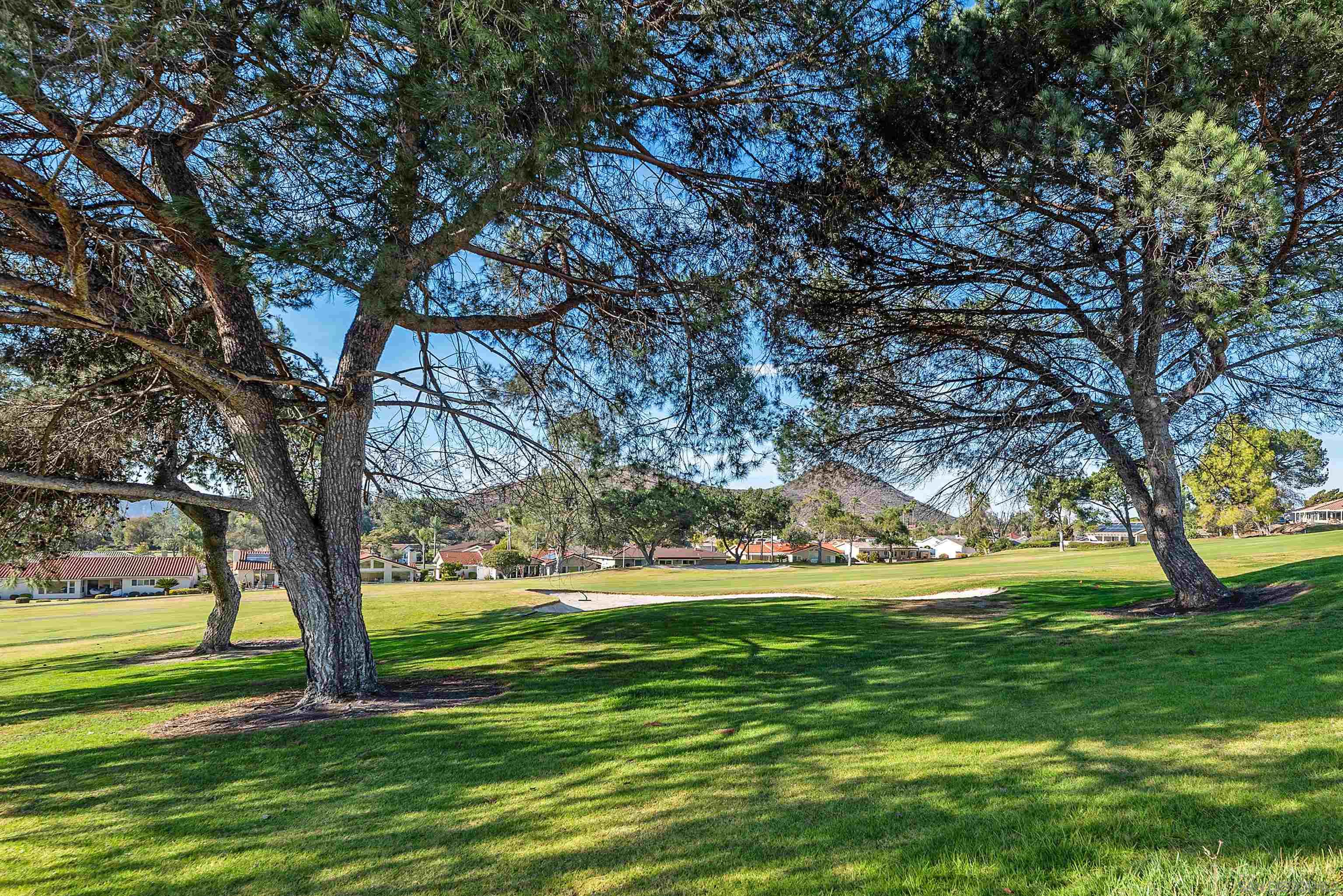 Detail Gallery Image 25 of 47 For 17976-17978  Sencillo Ln, San Diego,  CA 92128 - 4 Beds | 4 Baths