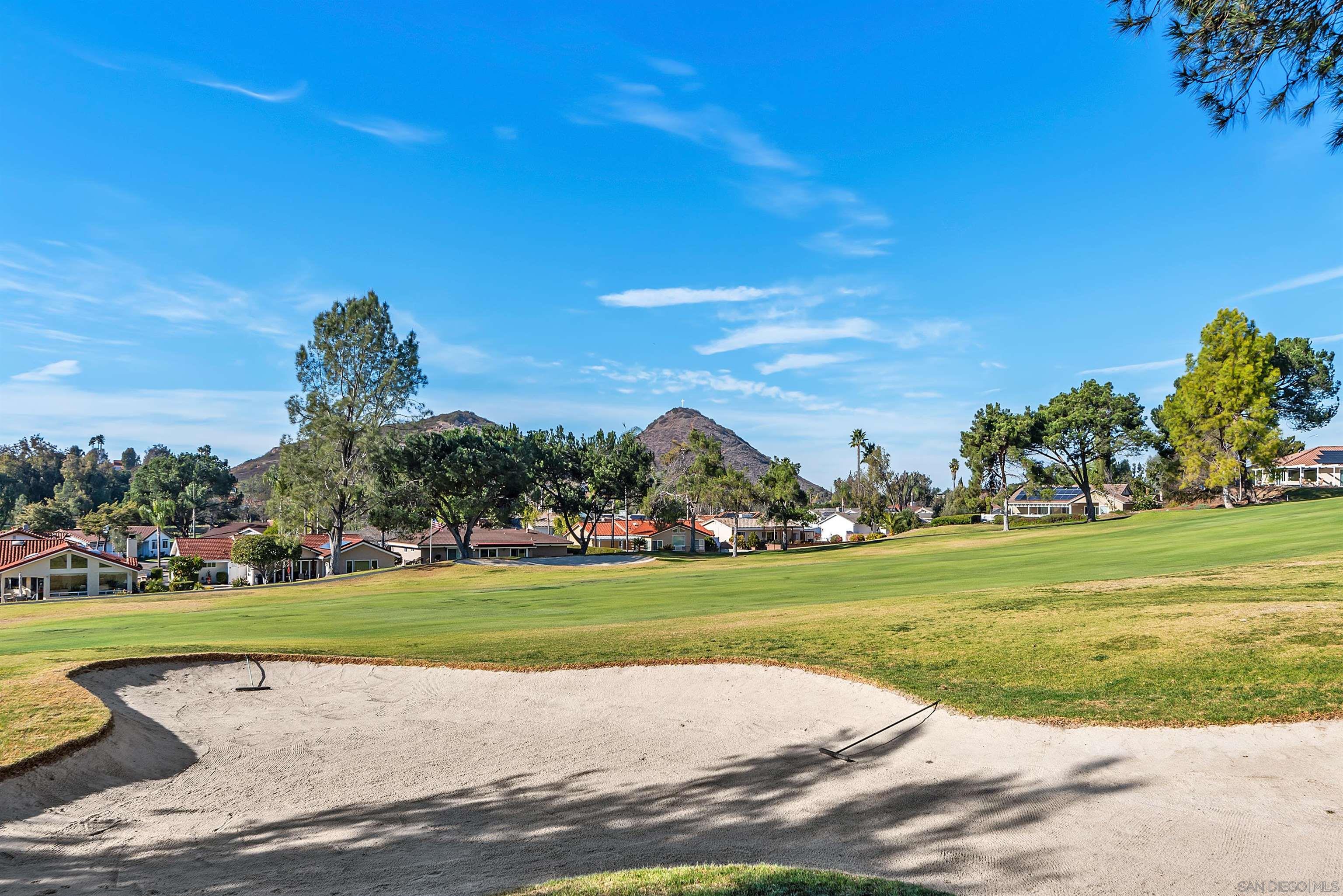 Detail Gallery Image 4 of 47 For 17976-17978  Sencillo Ln, San Diego,  CA 92128 - 4 Beds | 4 Baths