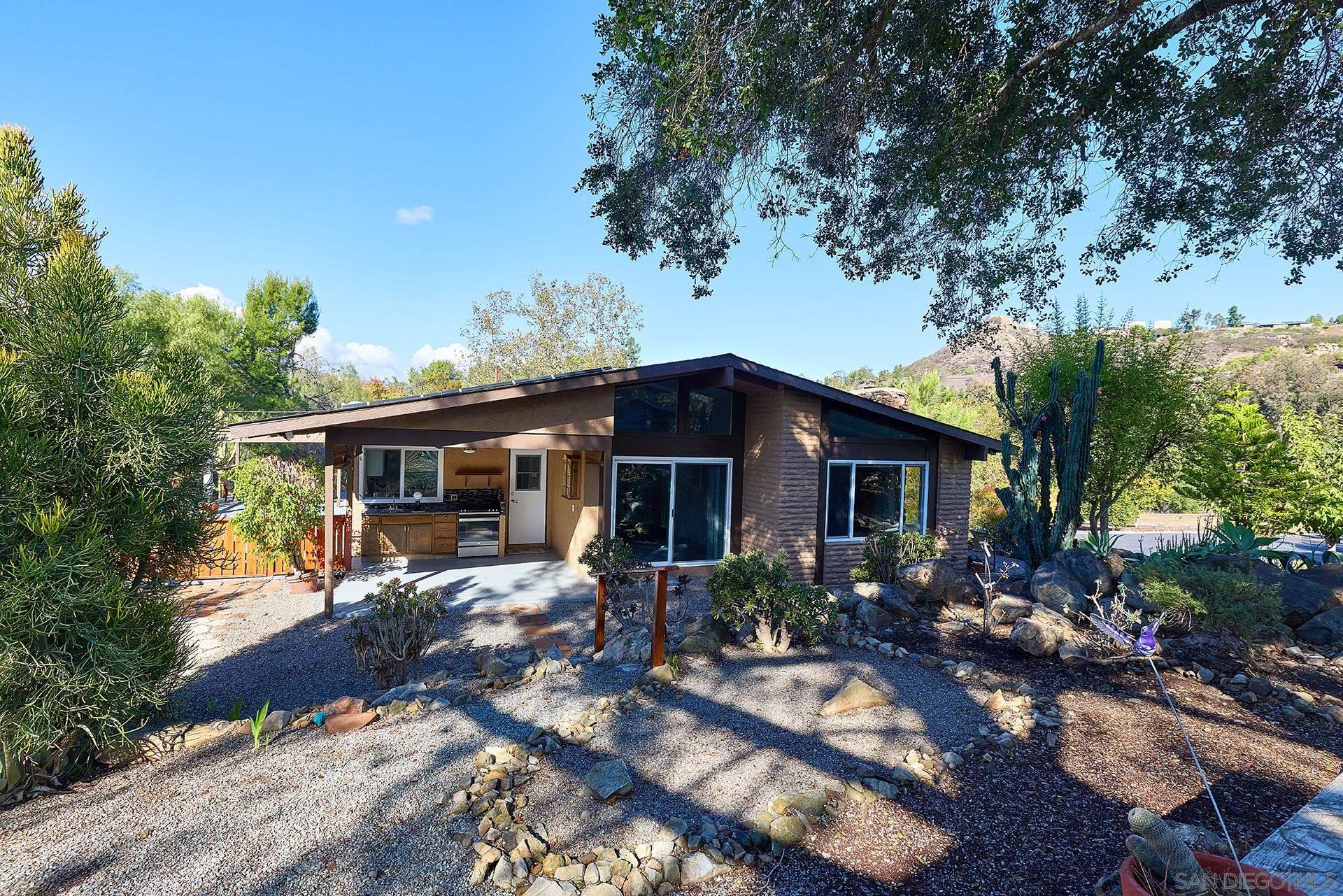 Detail Gallery Image 17 of 40 For 15260  Vali Hai Rd, Poway,  CA 92064 - 4 Beds | 3 Baths