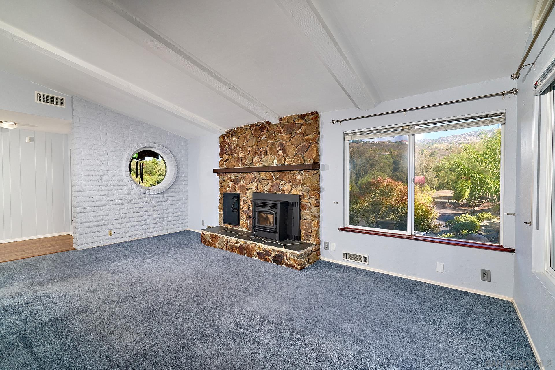 Detail Gallery Image 3 of 40 For 15260  Vali Hai Rd, Poway,  CA 92064 - 4 Beds | 3 Baths