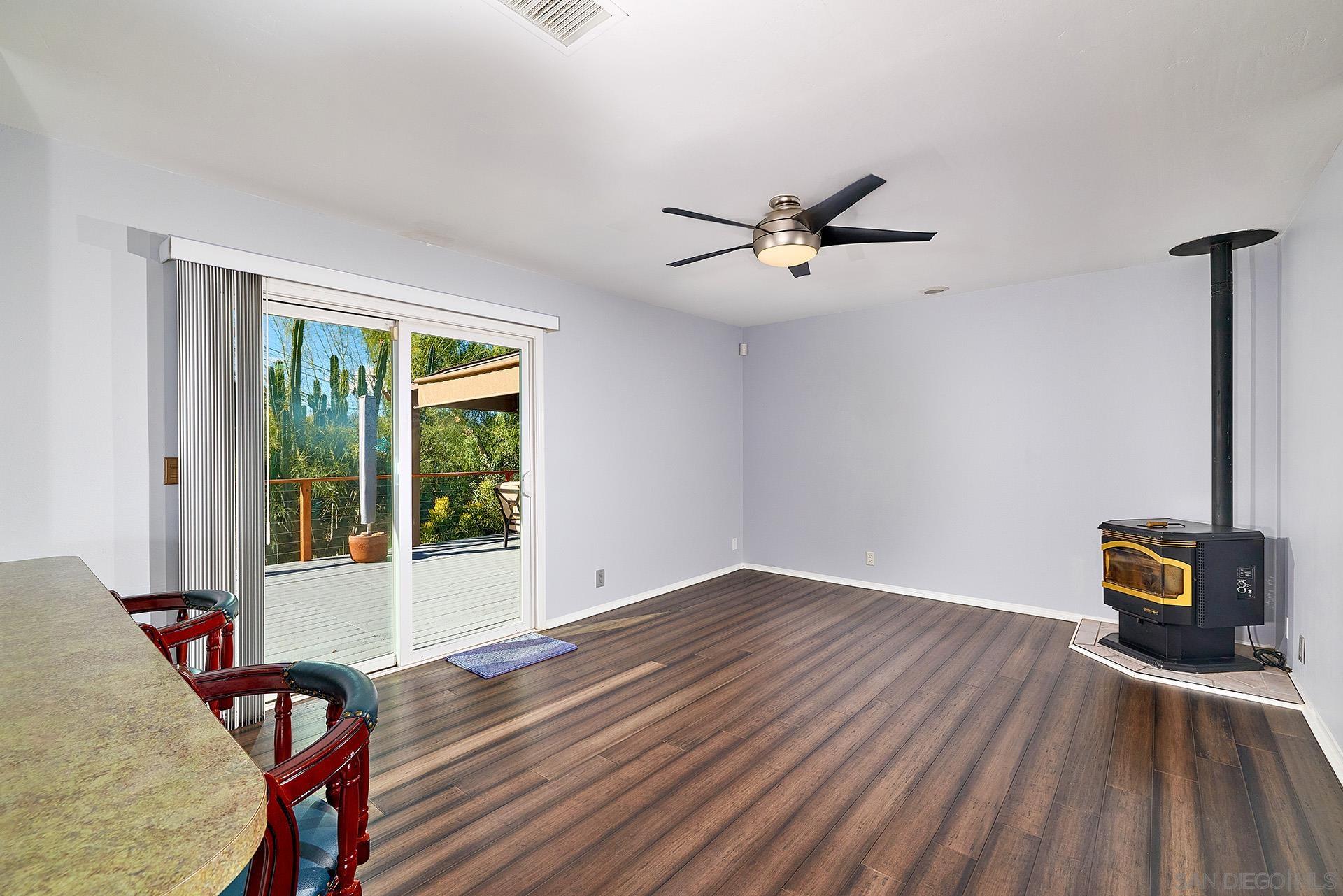 Detail Gallery Image 10 of 40 For 15260  Vali Hai Rd, Poway,  CA 92064 - 4 Beds | 3 Baths