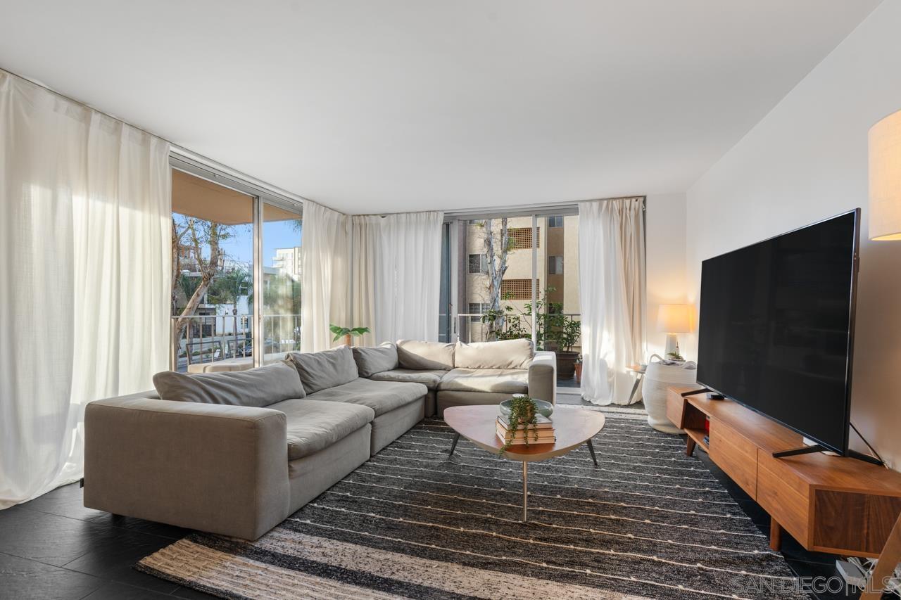 Detail Gallery Image 17 of 68 For 3635  7th Ave  2d,  San Diego,  CA 92103 - 2 Beds | 2 Baths