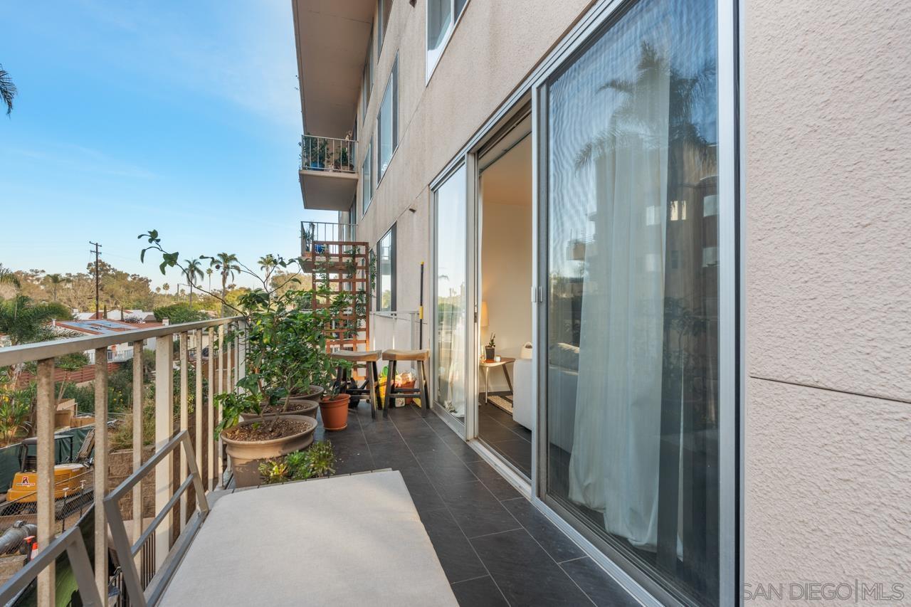 Detail Gallery Image 23 of 68 For 3635  7th Ave  2d,  San Diego,  CA 92103 - 2 Beds | 2 Baths