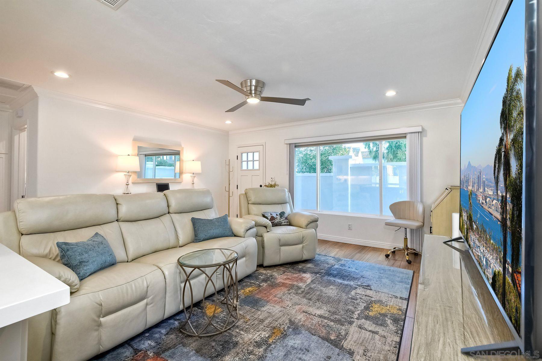 Detail Gallery Image 8 of 65 For 1221  4th St, Coronado,  CA 92118 - 2 Beds | 1 Baths