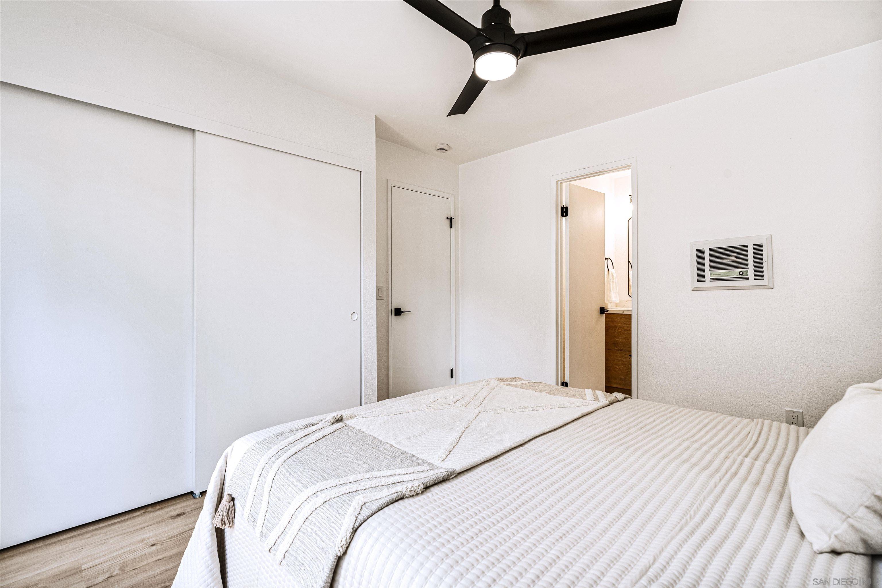 Detail Gallery Image 23 of 39 For 1654  Oliver Ave  #6,  San Diego,  CA 92109 - 2 Beds | 2 Baths