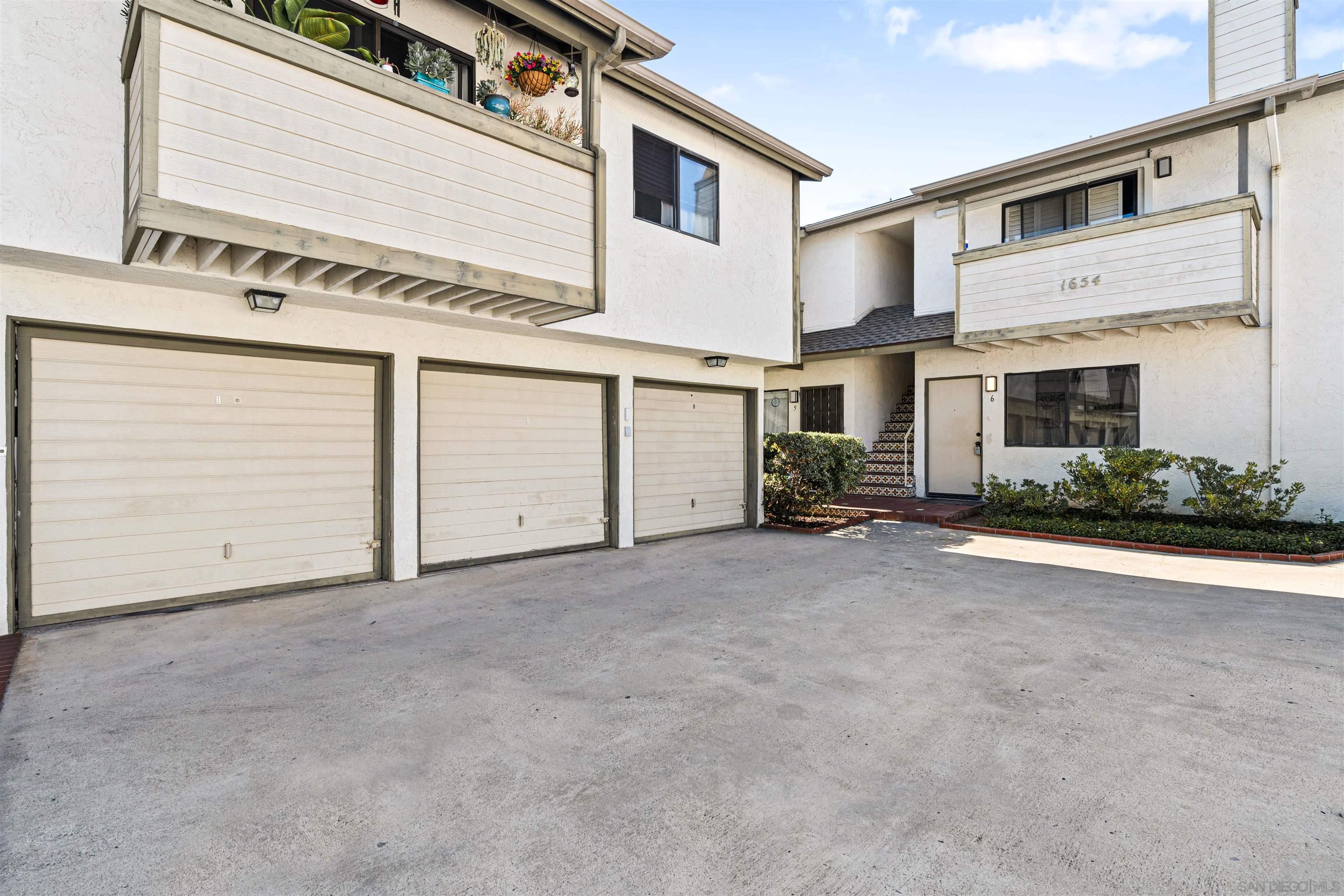 Detail Gallery Image 29 of 39 For 1654  Oliver Ave  #6,  San Diego,  CA 92109 - 2 Beds | 2 Baths