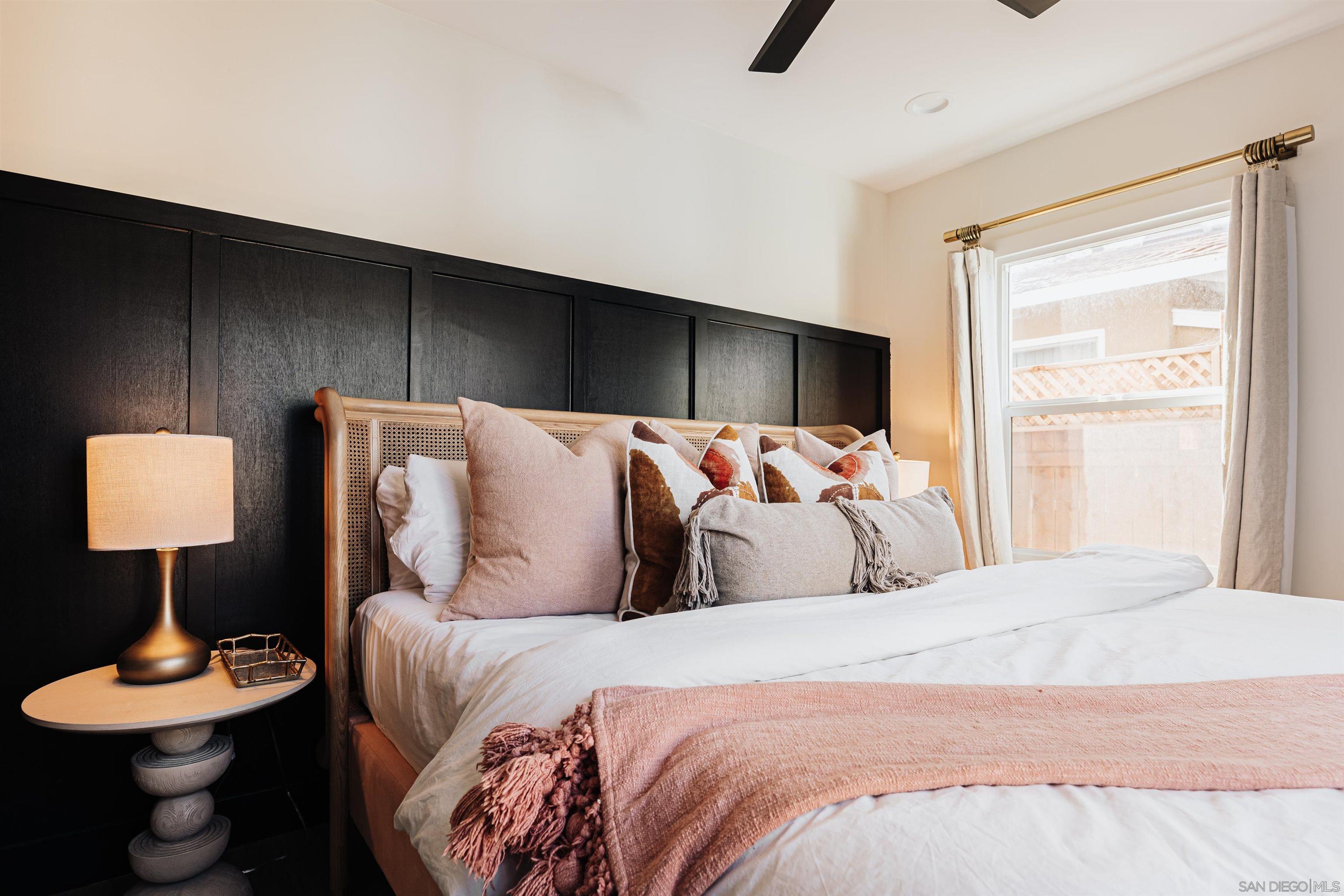 Detail Gallery Image 22 of 56 For 324 S Nevada St, Oceanside,  CA 92054 - 5 Beds | 3 Baths