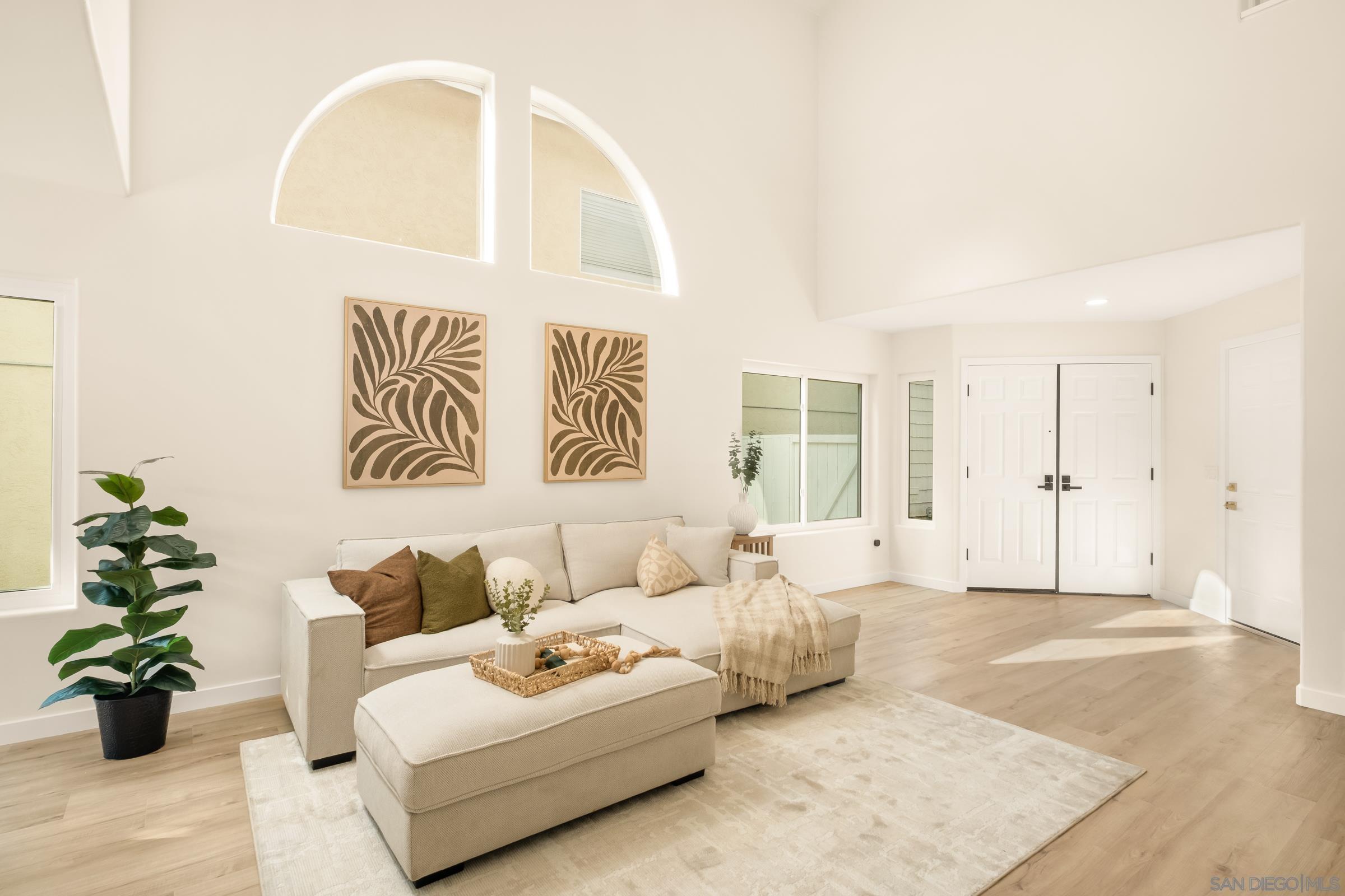 Detail Gallery Image 3 of 35 For 6759  Paseo Del Vista, Carlsbad,  CA 92009 - 3 Beds | 2/1 Baths