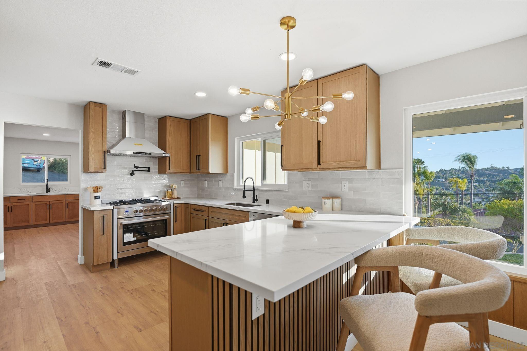 Detail Gallery Image 14 of 59 For 4177  Conrad Dr, Spring Valley,  CA 91977 - 4 Beds | 4/1 Baths