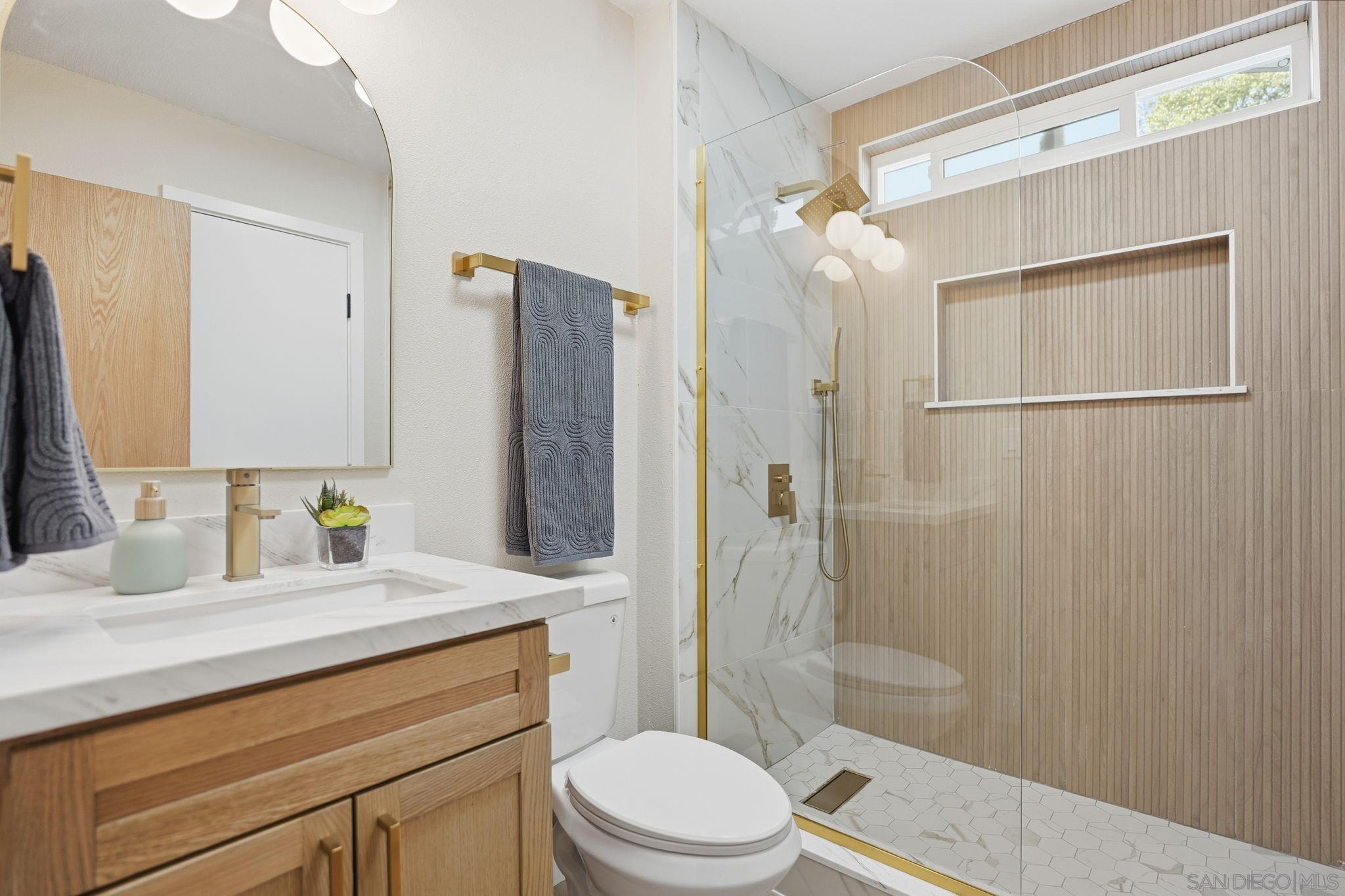 Detail Gallery Image 33 of 59 For 4177  Conrad Dr, Spring Valley,  CA 91977 - 4 Beds | 4/1 Baths