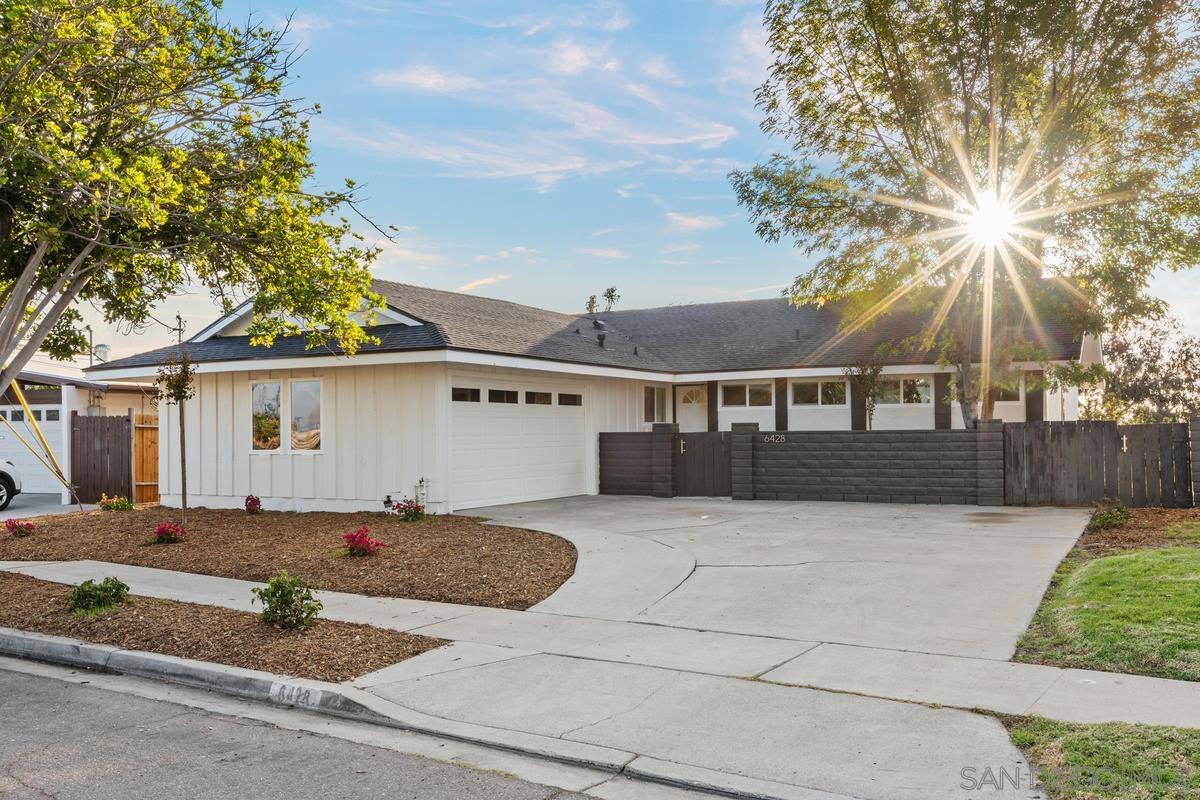 Detail Gallery Image 13 of 14 For 6428  Lake Apopka Pl, San Diego,  CA 92119 - 3 Beds | 2 Baths