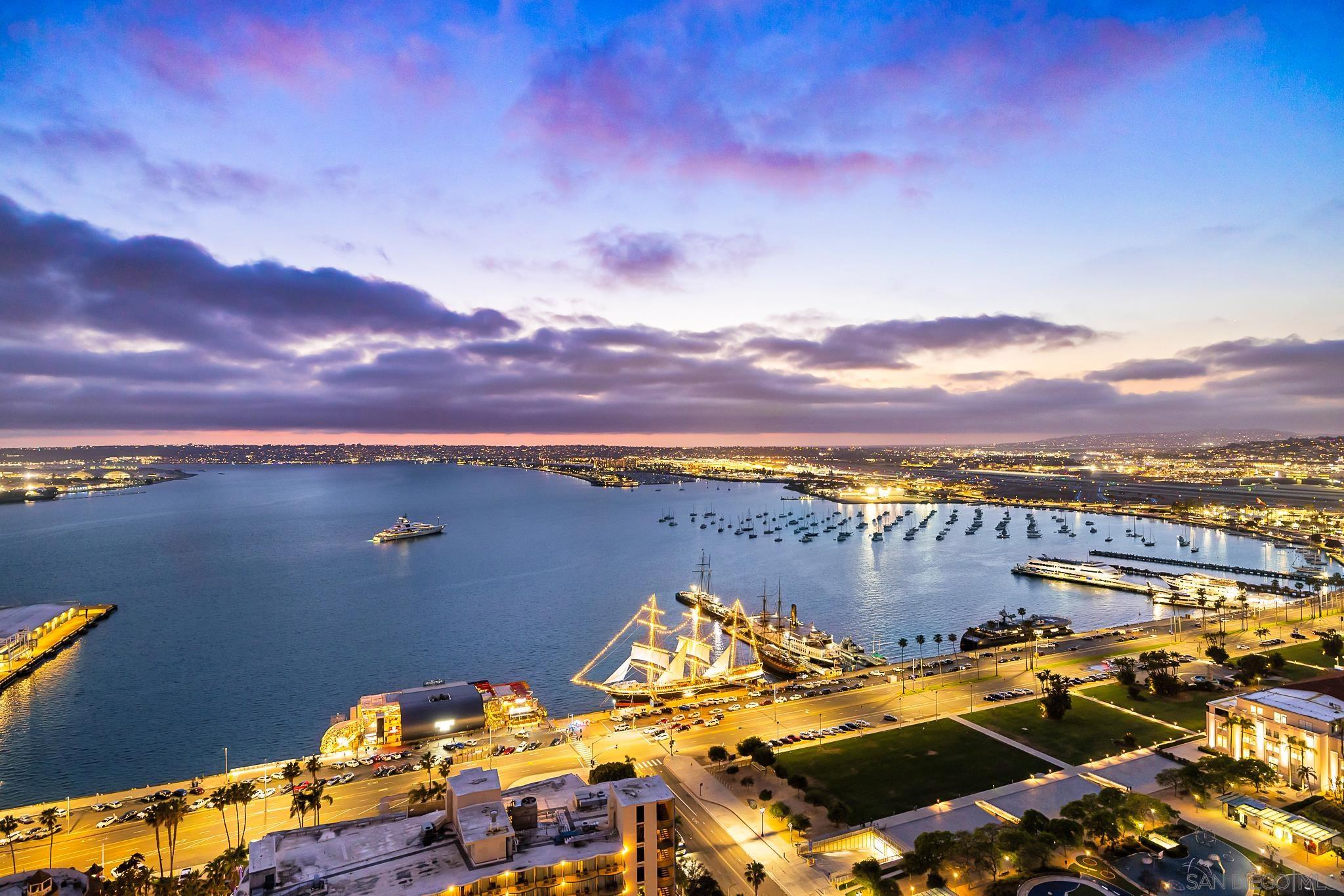 Detail Gallery Image 18 of 53 For 1325  Pacific Hwy  #3301,  San Diego,  CA 92101 - 2 Beds | 2/1 Baths