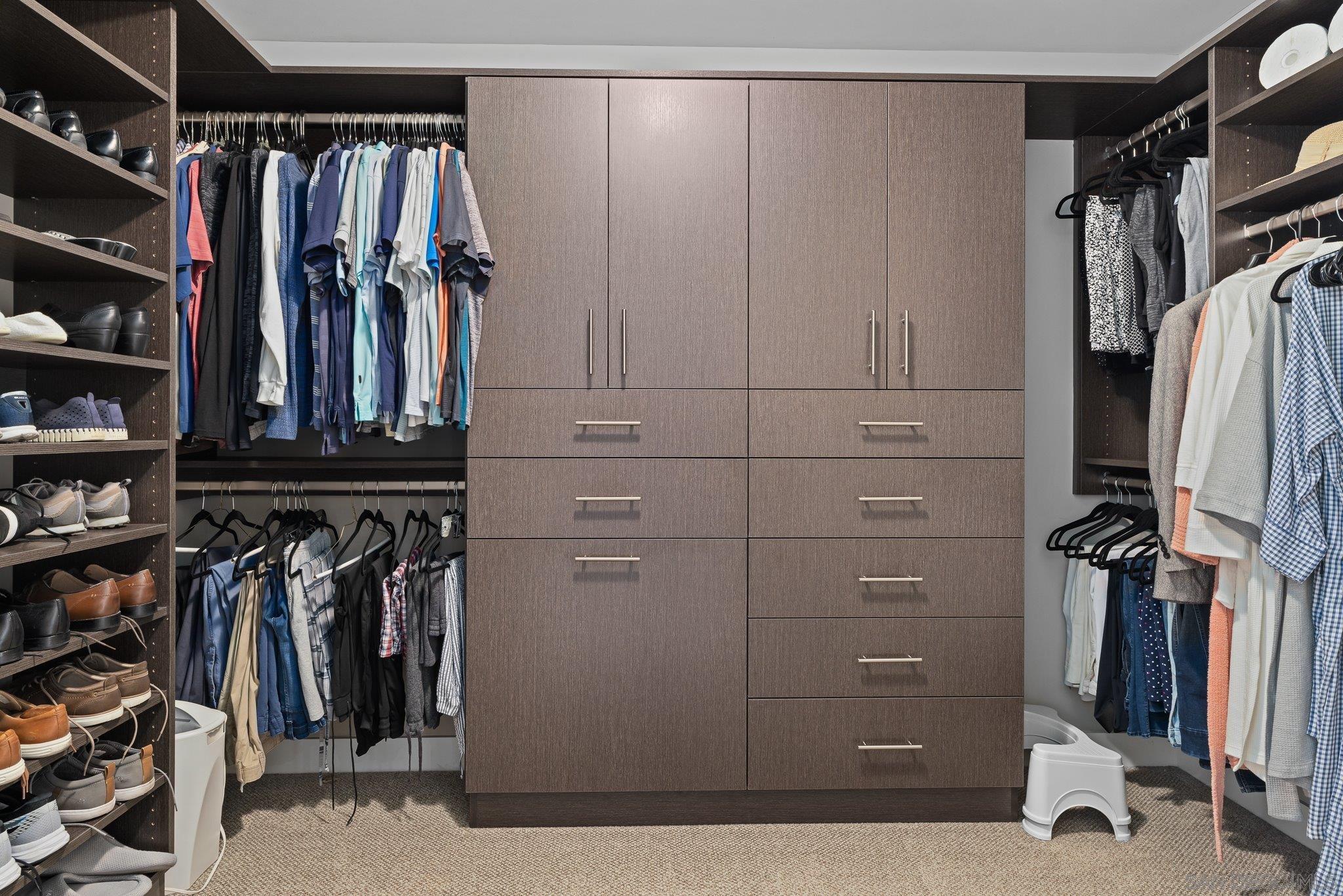 Detail Gallery Image 25 of 53 For 1325  Pacific Hwy  #3301,  San Diego,  CA 92101 - 2 Beds | 2/1 Baths