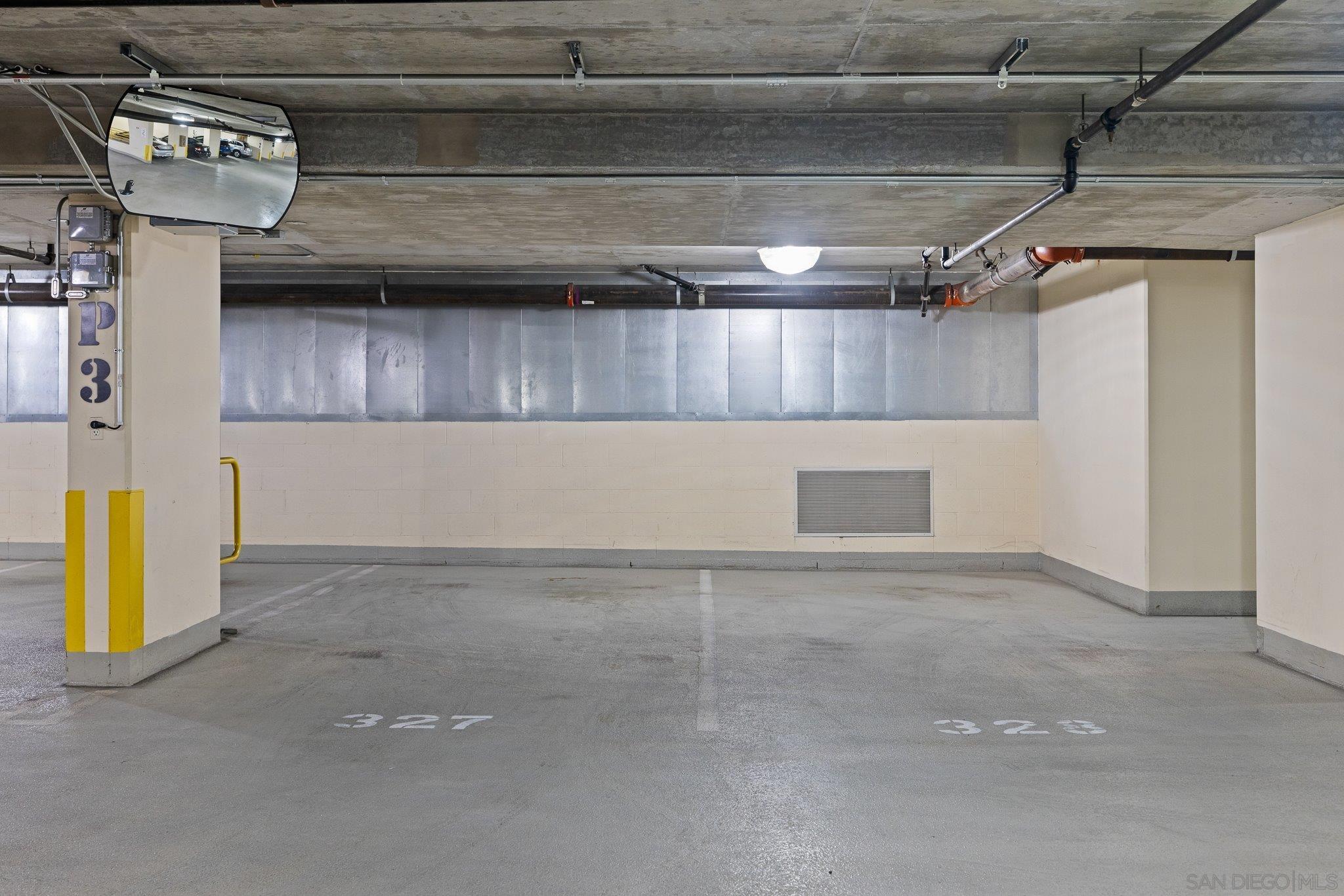 Detail Gallery Image 53 of 53 For 1325  Pacific Hwy  #3301,  San Diego,  CA 92101 - 2 Beds | 2/1 Baths