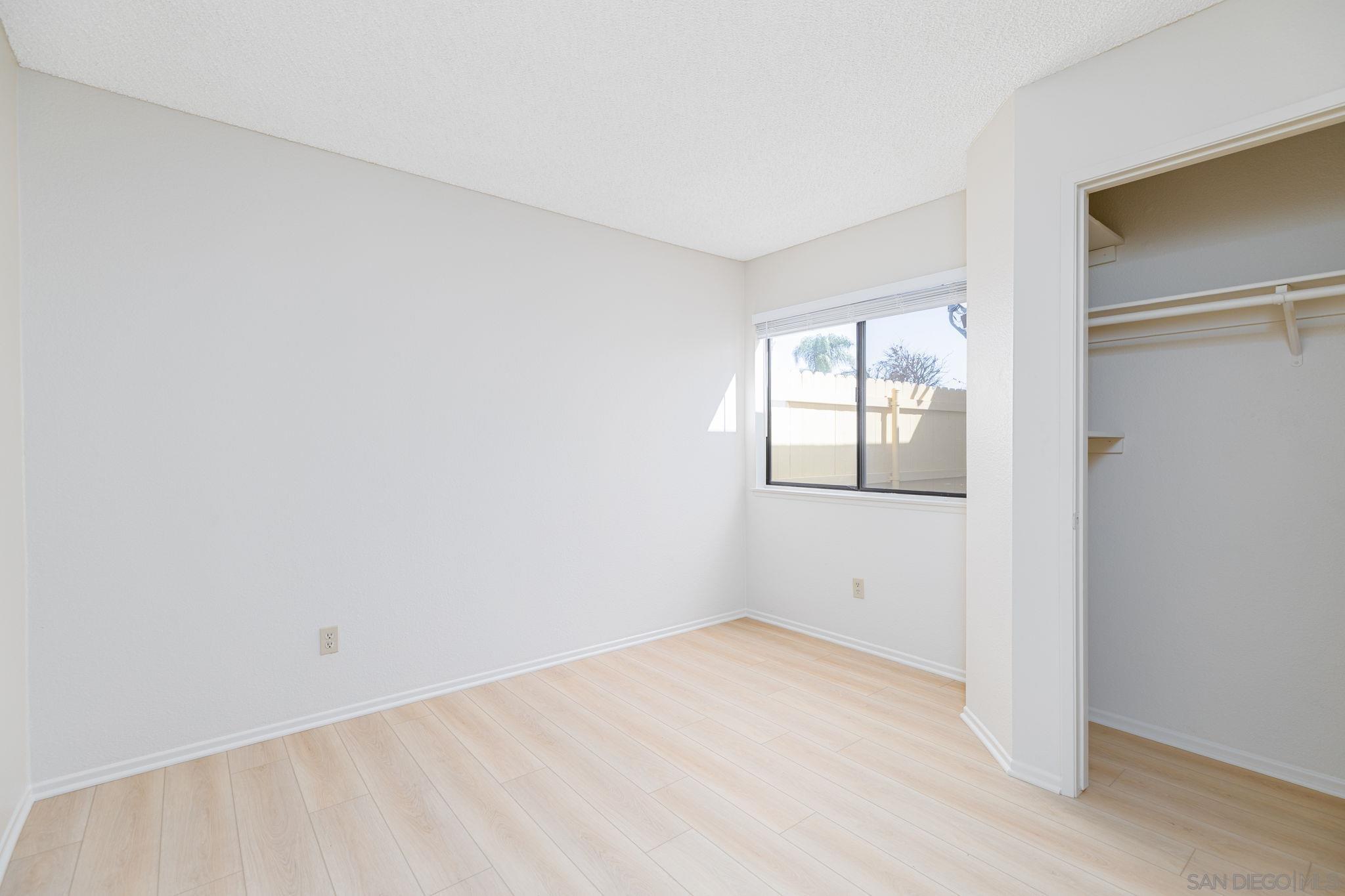 Detail Gallery Image 14 of 42 For 27971  Red Dawn Dr, Sun City,  CA 92585 - 3 Beds | 2 Baths