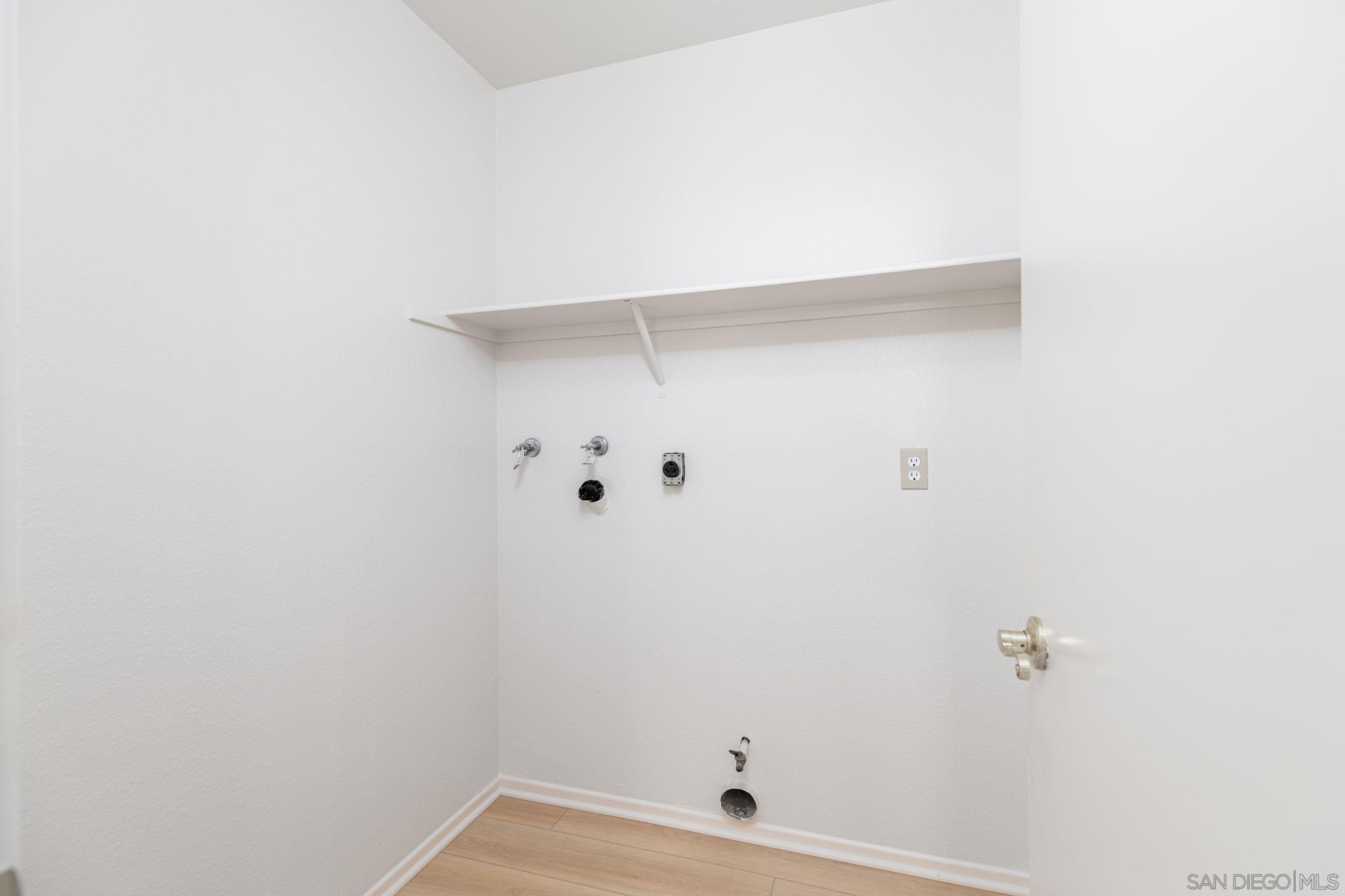 Detail Gallery Image 20 of 42 For 27971  Red Dawn Dr, Sun City,  CA 92585 - 3 Beds | 2 Baths