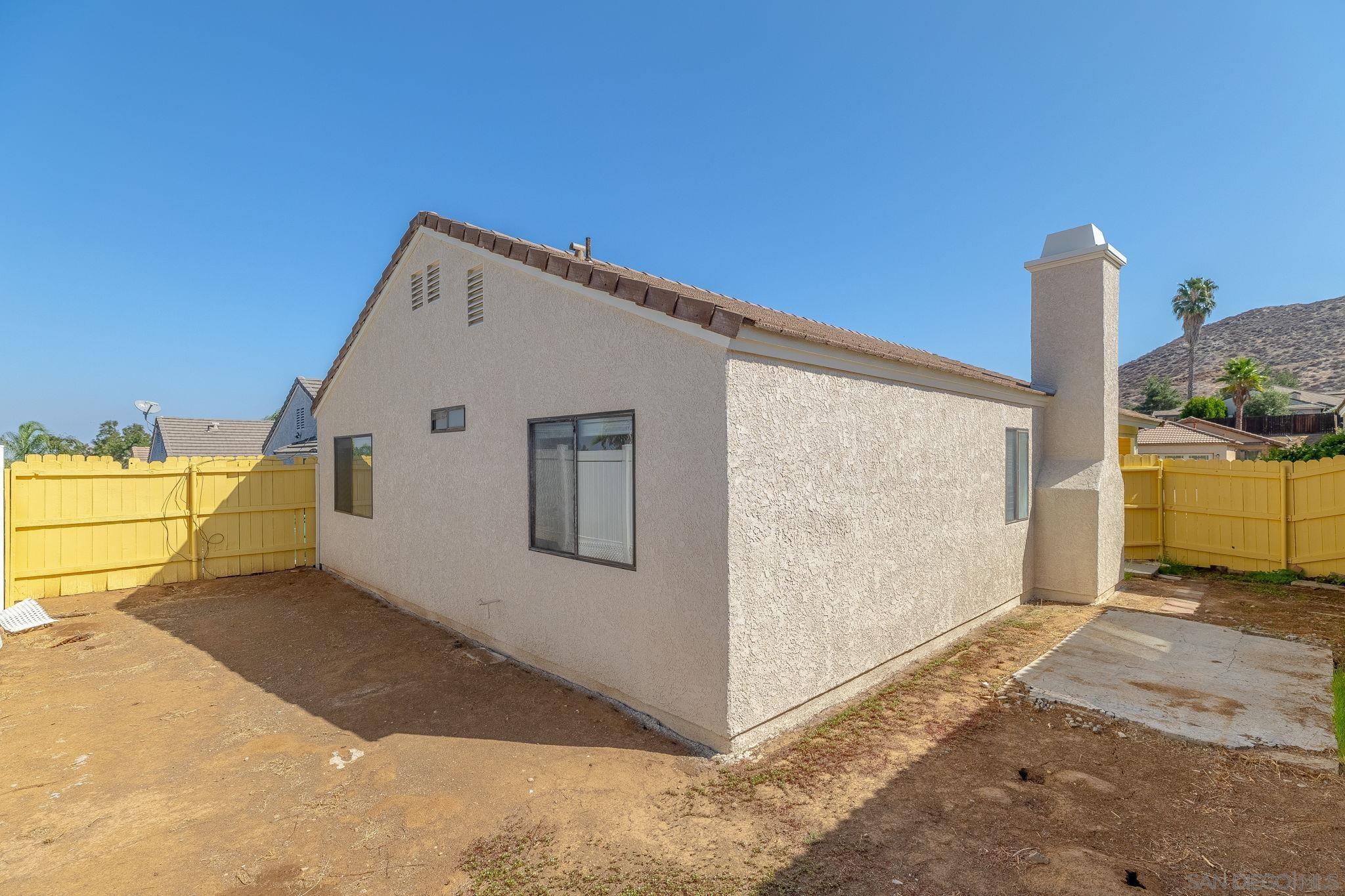 Detail Gallery Image 28 of 42 For 27971  Red Dawn Dr, Sun City,  CA 92585 - 3 Beds | 2 Baths