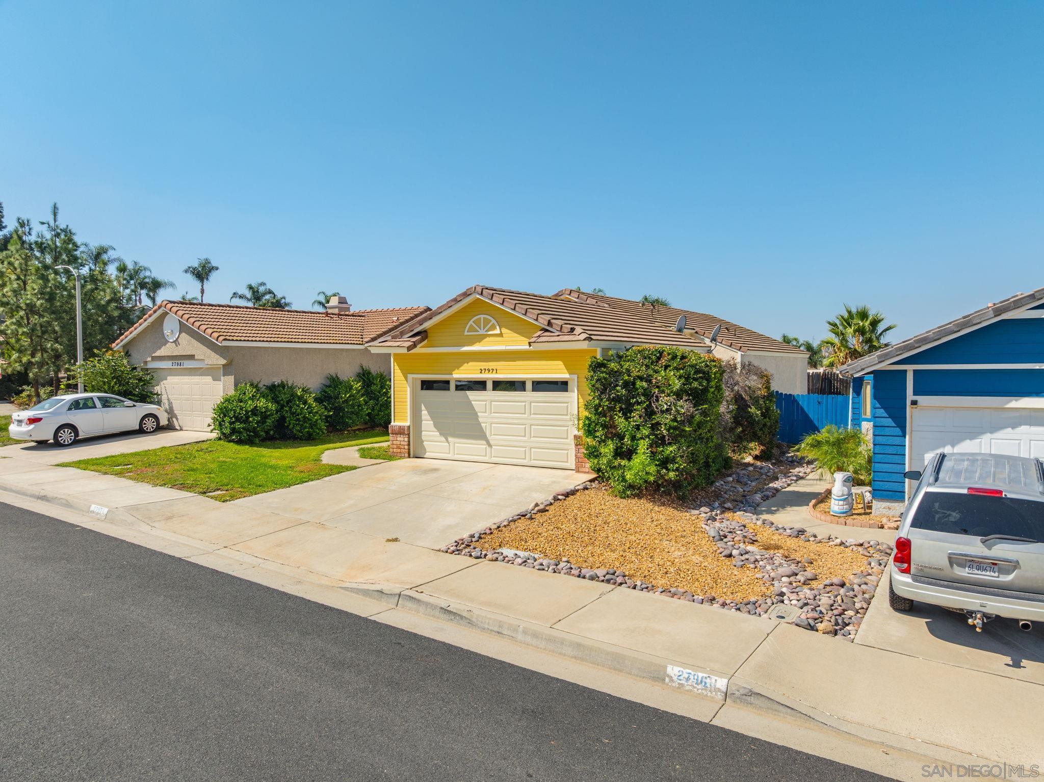 Detail Gallery Image 32 of 42 For 27971  Red Dawn Dr, Sun City,  CA 92585 - 3 Beds | 2 Baths